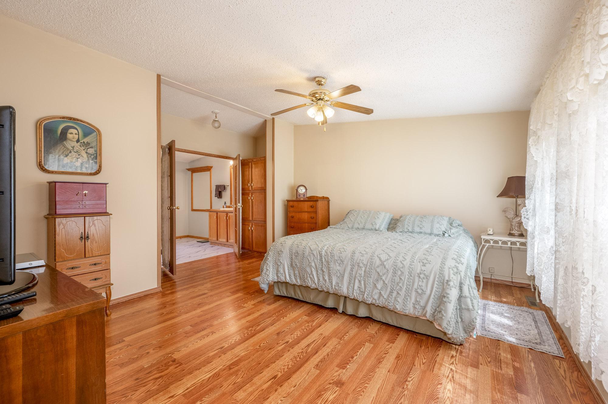 2001 single family home for sale at 27668 Clearwater Road in Grand Rapids, MN — 3 bed, 2 bath (photo 27 of 38)