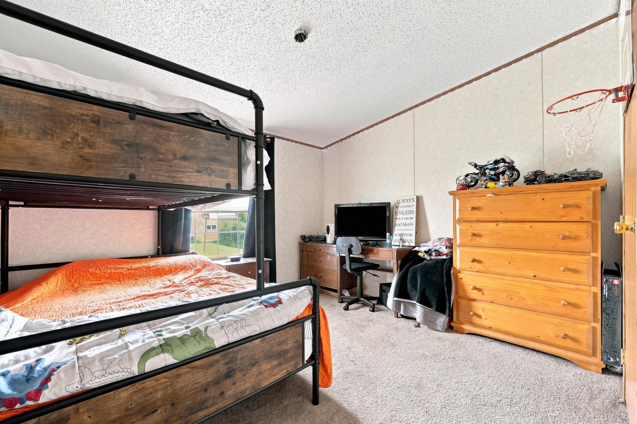 2003 single family home for sale at 25404 Broadway Avenue in Detroit Lakes, MN — 3 bed, 2 bath (photo 18 of 32)