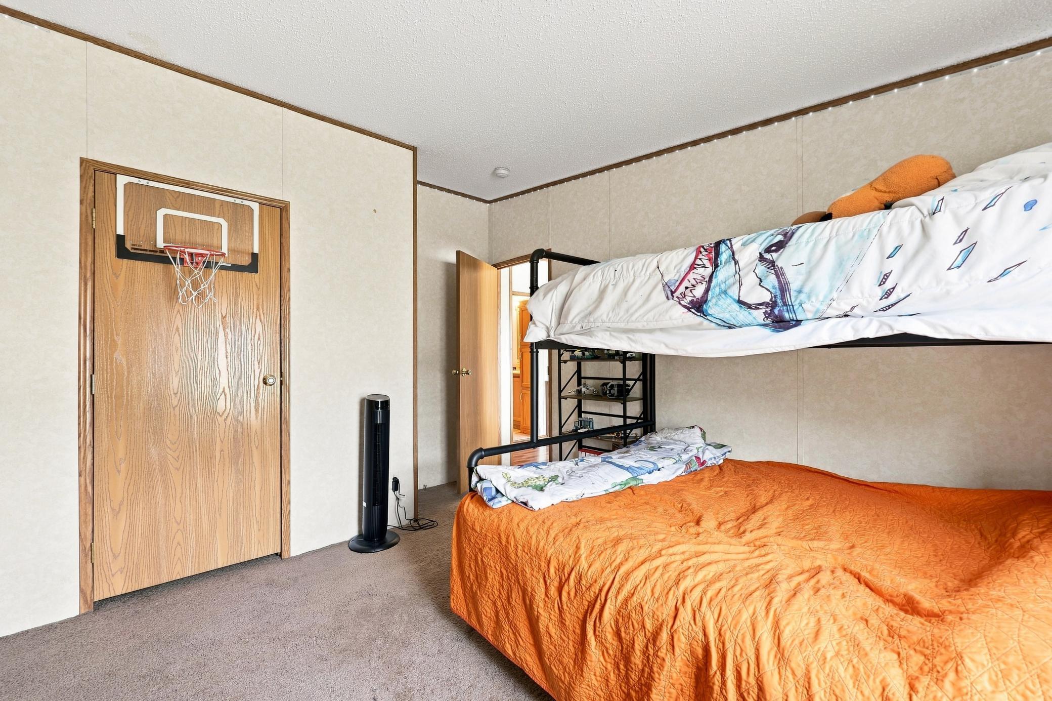 2003 single family home for sale at 25404 Broadway Avenue in Detroit Lakes, MN — 3 bed, 2 bath (photo 19 of 32)