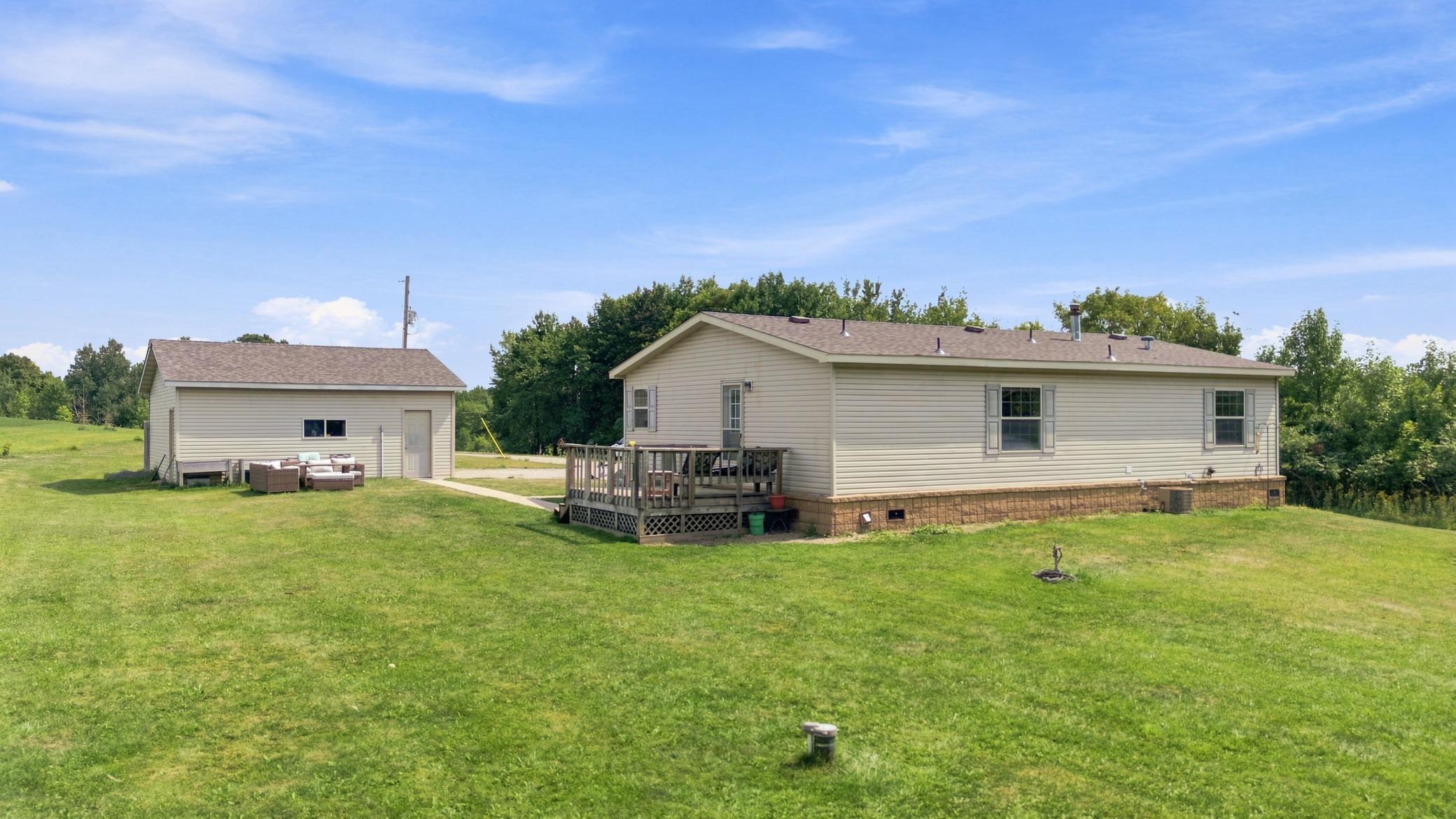 2003 single family home for sale at 25404 Broadway Avenue in Detroit Lakes, MN — 3 bed, 2 bath (photo 24 of 32)