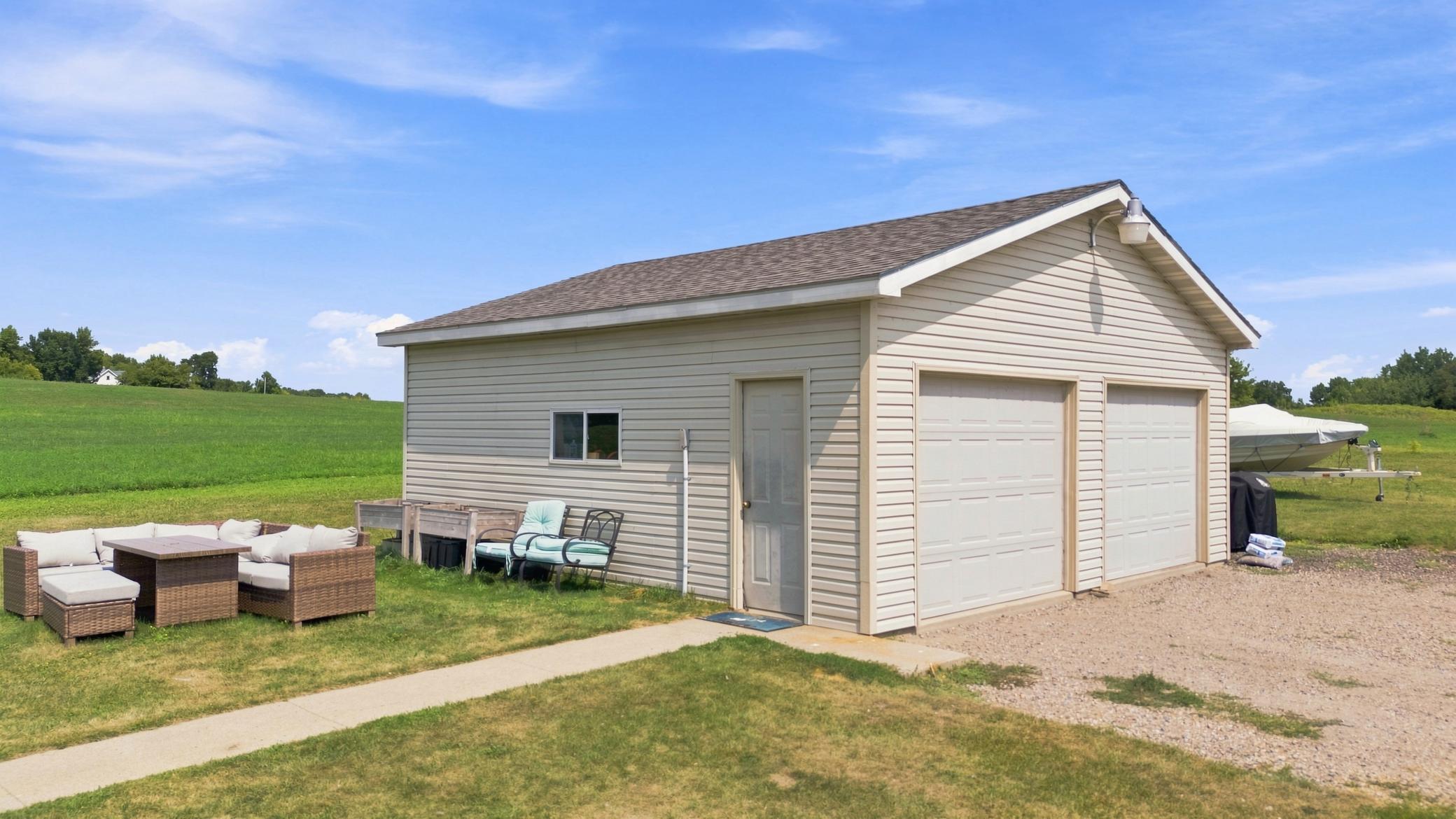 2003 single family home for sale at 25404 Broadway Avenue in Detroit Lakes, MN — 3 bed, 2 bath (photo 25 of 32)