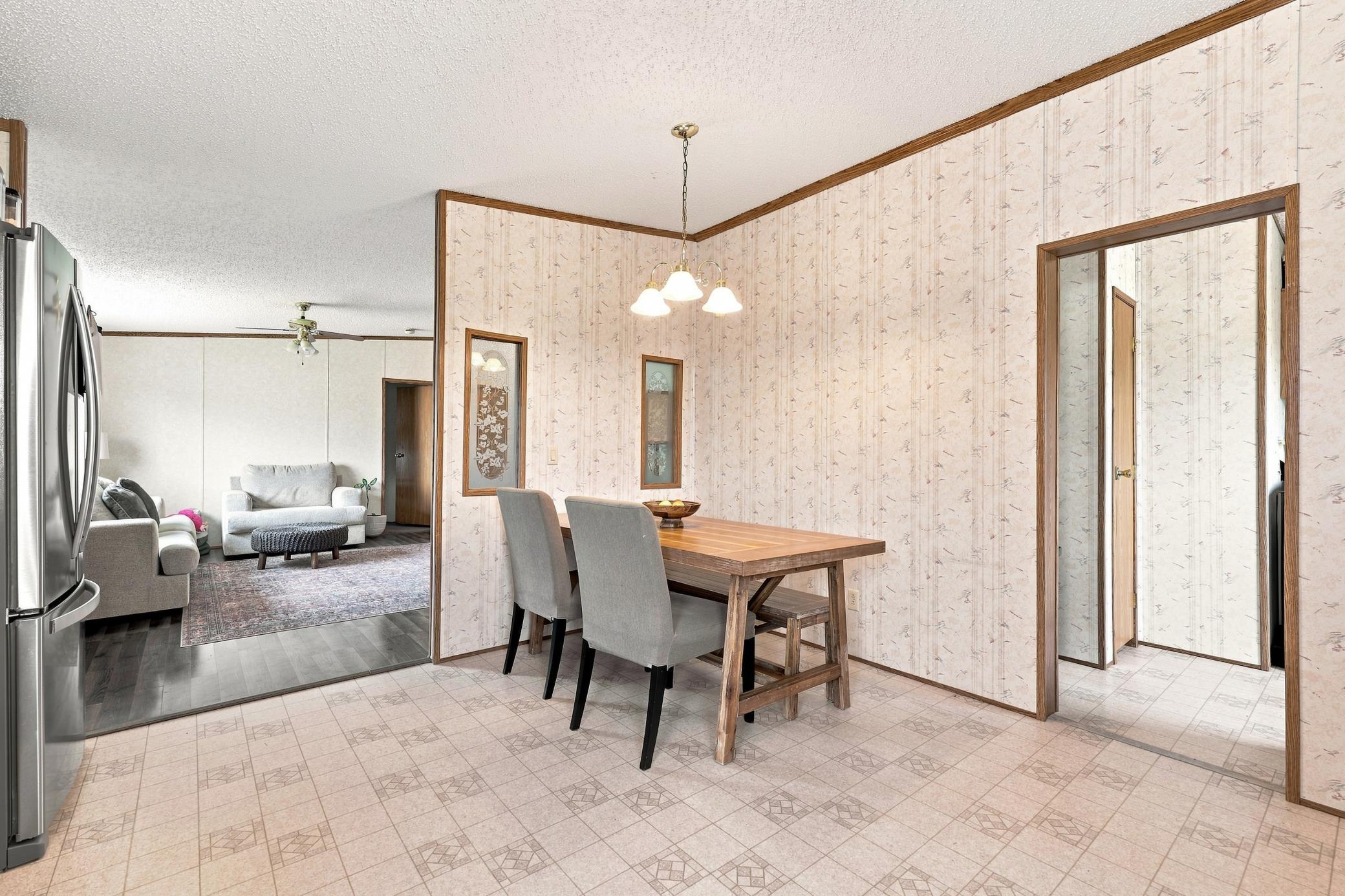 2003 single family home for sale at 25404 Broadway Avenue in Detroit Lakes, MN — 3 bed, 2 bath (photo 7 of 32)