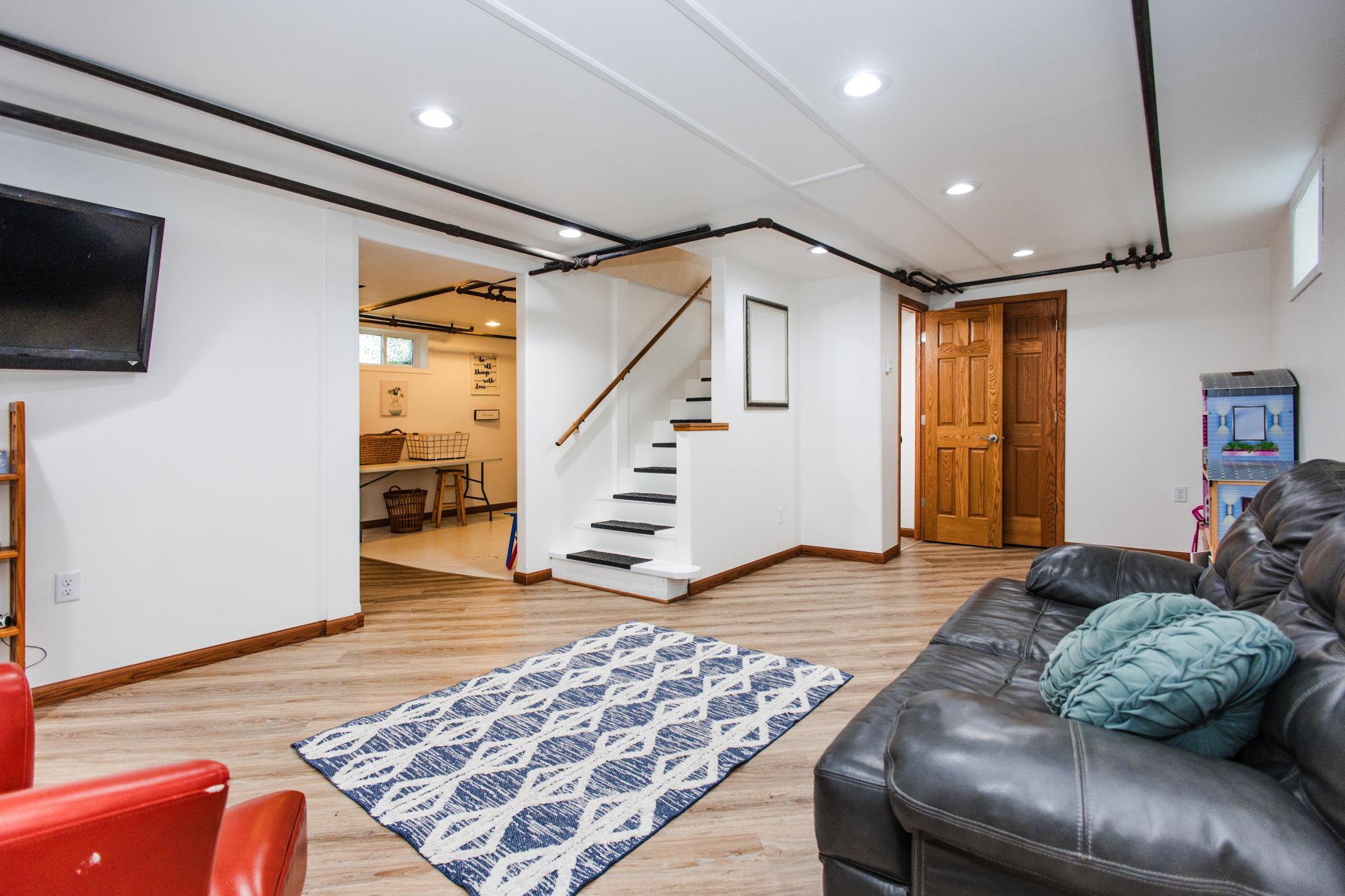 1938 single family home for sale at 1101 Summit Avenue in Detroit Lakes, MN — 4 bed, 3 bath (photo 46 of 74)