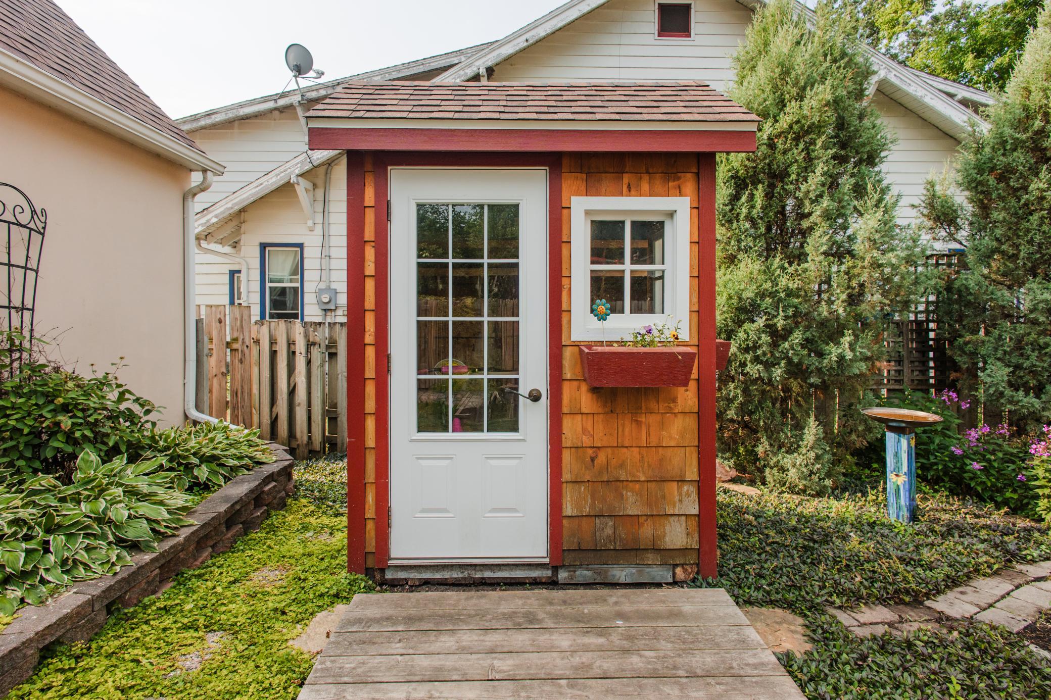 1938 single family home for sale at 1101 Summit Avenue in Detroit Lakes, MN — 4 bed, 3 bath (photo 62 of 74)