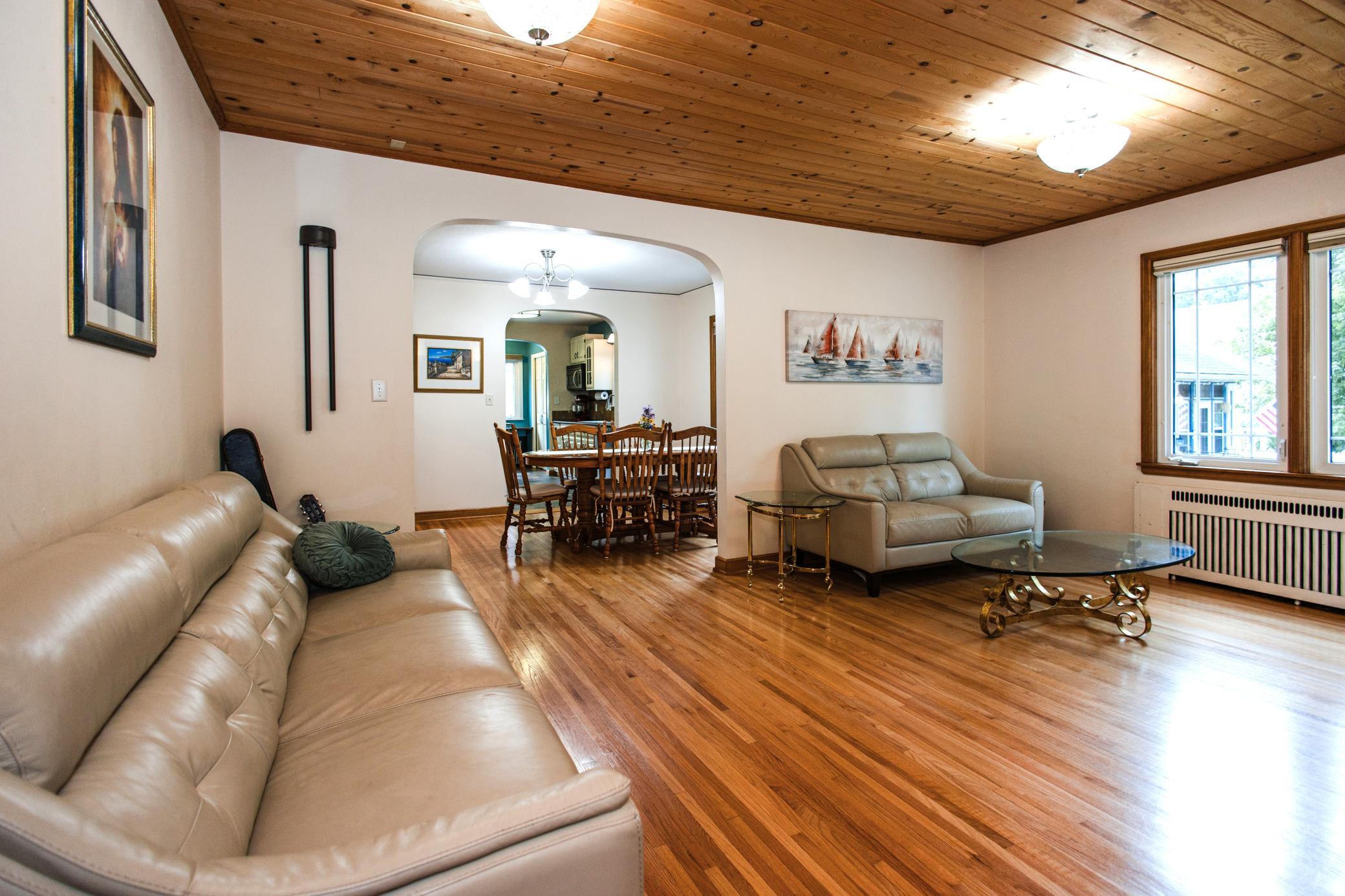 1938 single family home for sale at 1101 Summit Avenue in Detroit Lakes, MN — 4 bed, 3 bath (photo 8 of 74)