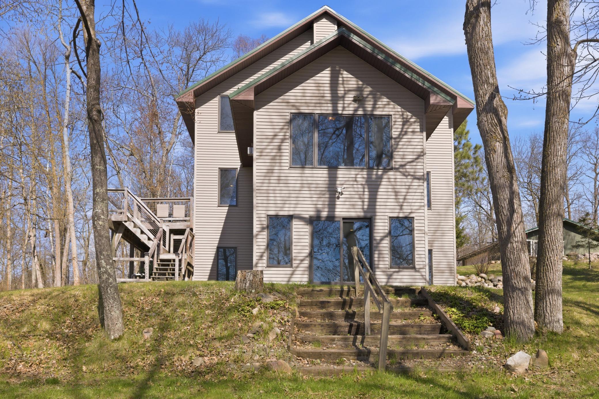 2000 single family home for sale at 40372 Little Pine River Road in Emily, MN — 3 bed, 3 bath (photo 3 of 56)