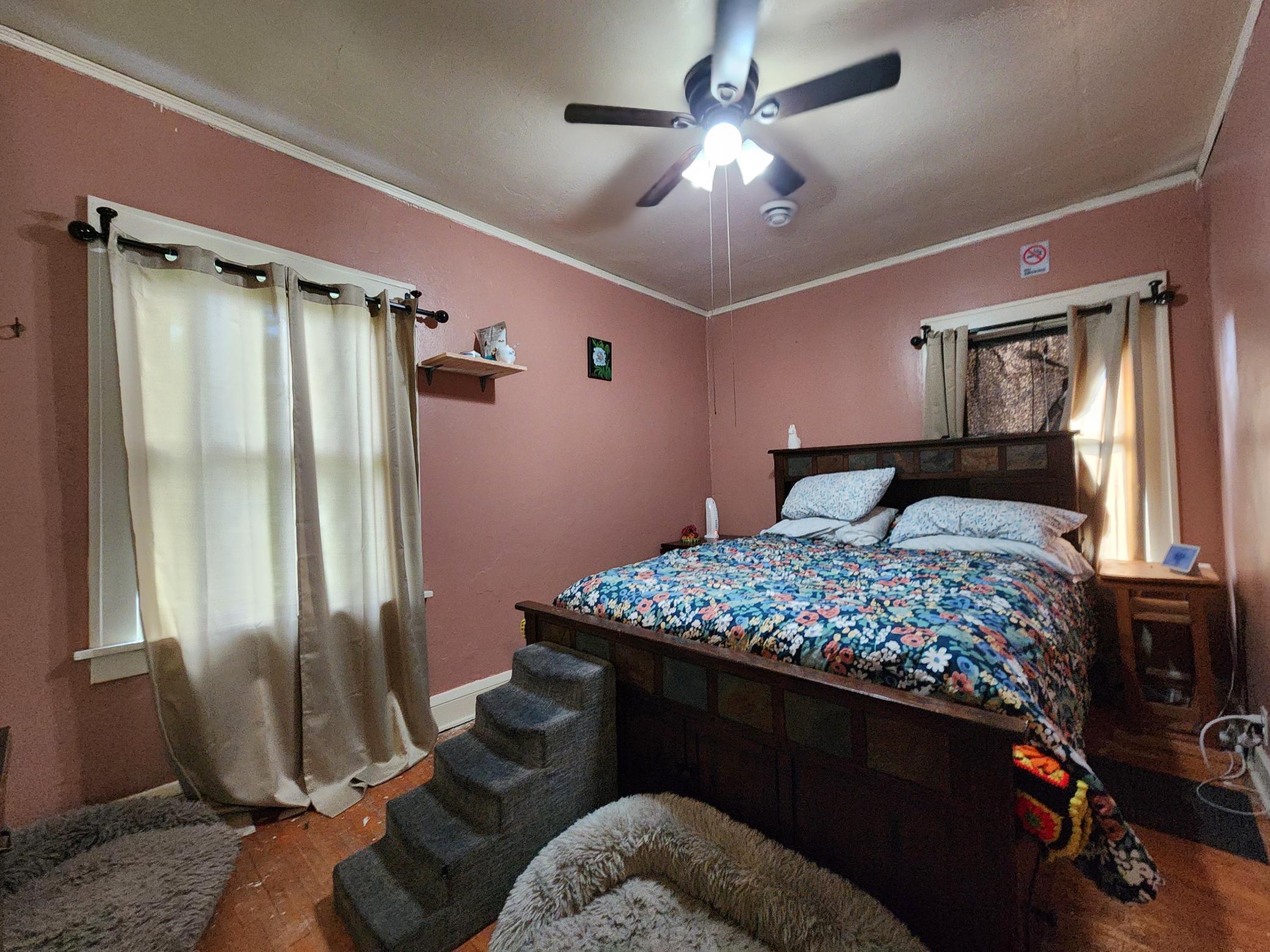 1917 single family home for sale at 319 5th Street NE in Staples, MN — 5 bed, 2 bath (photo 15 of 26)