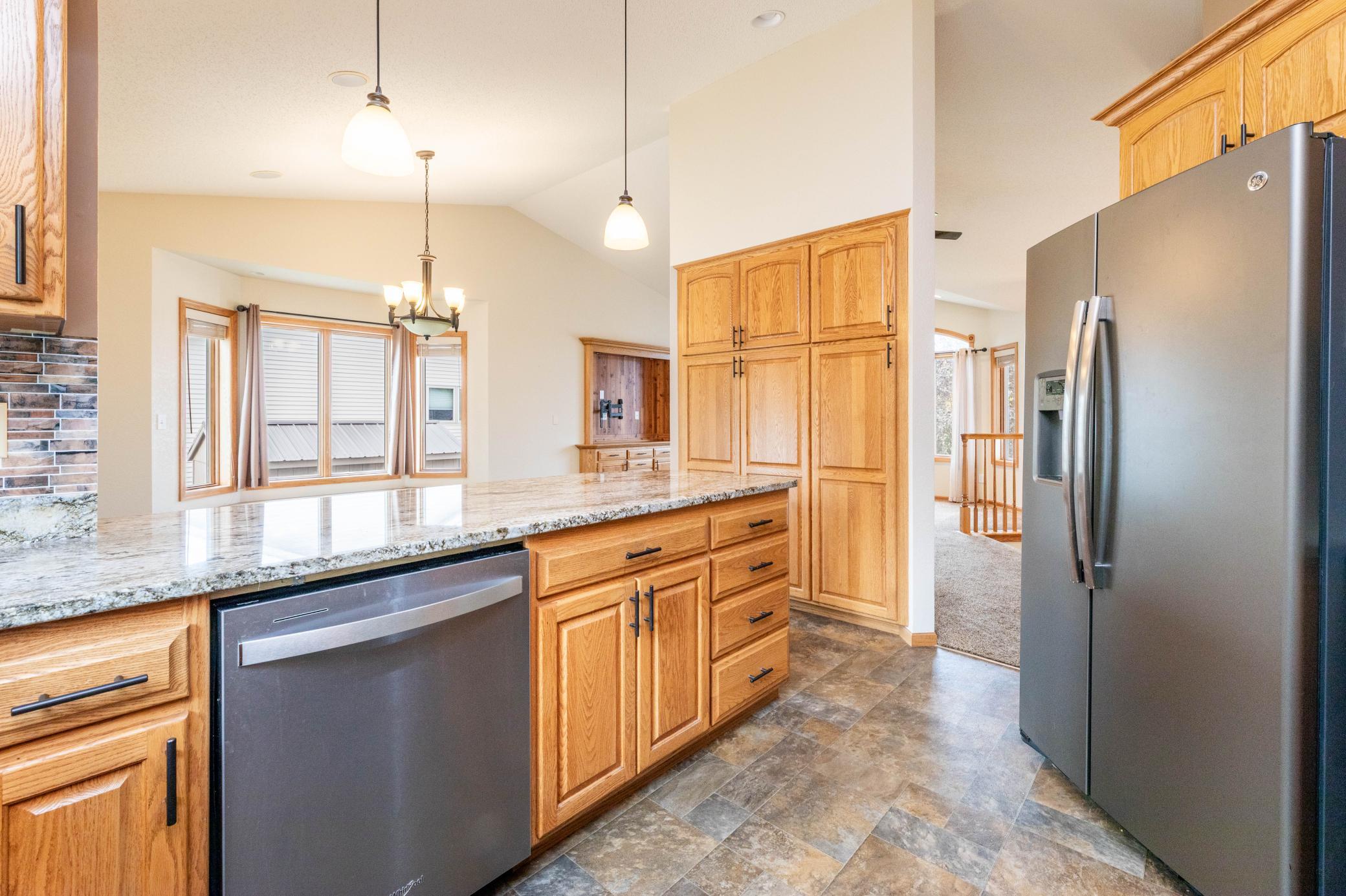 3323 Parkview Lane S, Fargo ND 58103 - Photo 17 of 50