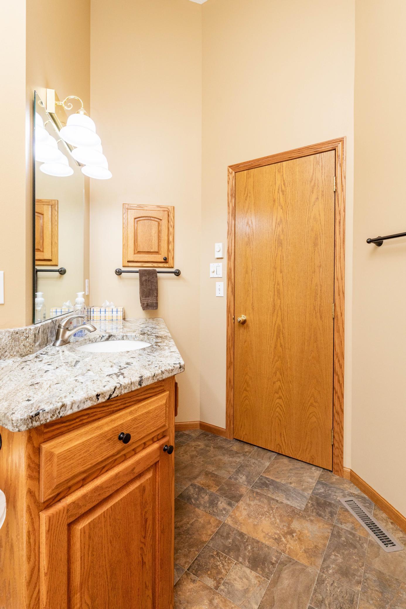 3323 Parkview Lane S, Fargo ND 58103 - Photo 24 of 50