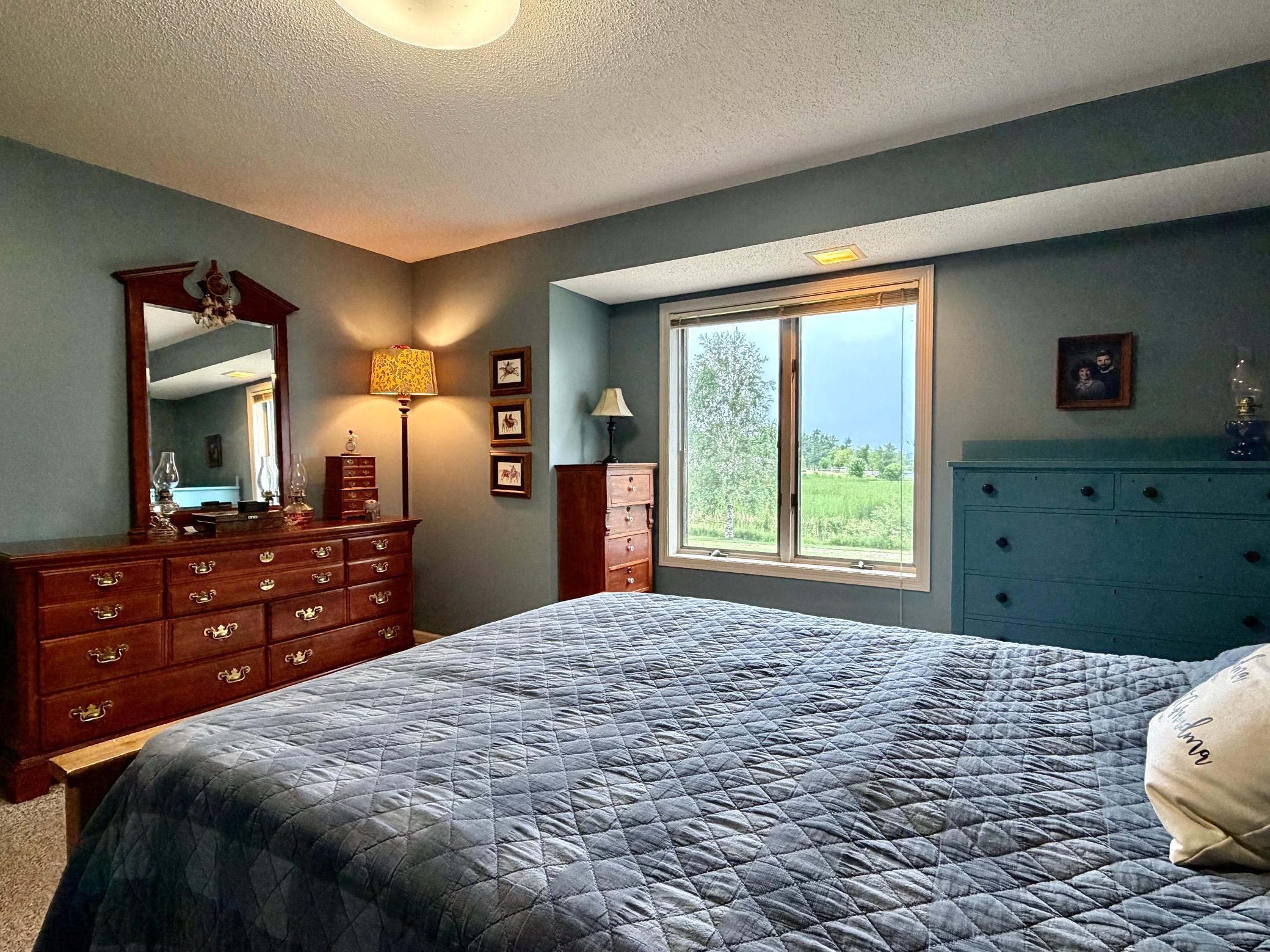 1993 twin home for sale at 511 Irving Beach Drive SW in Bemidji, MN — 3 bed, 3 bath (photo 26 of 35)