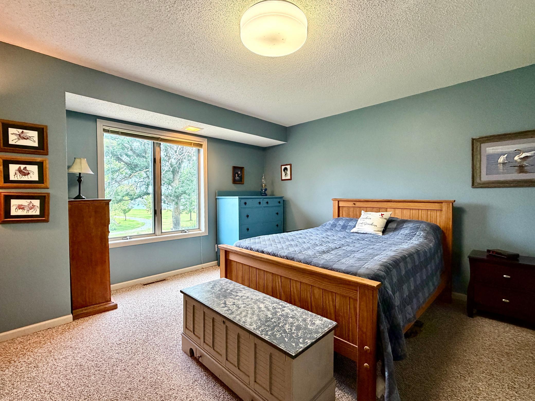 1993 twin home for sale at 511 Irving Beach Drive SW in Bemidji, MN — 3 bed, 3 bath (photo 28 of 35)