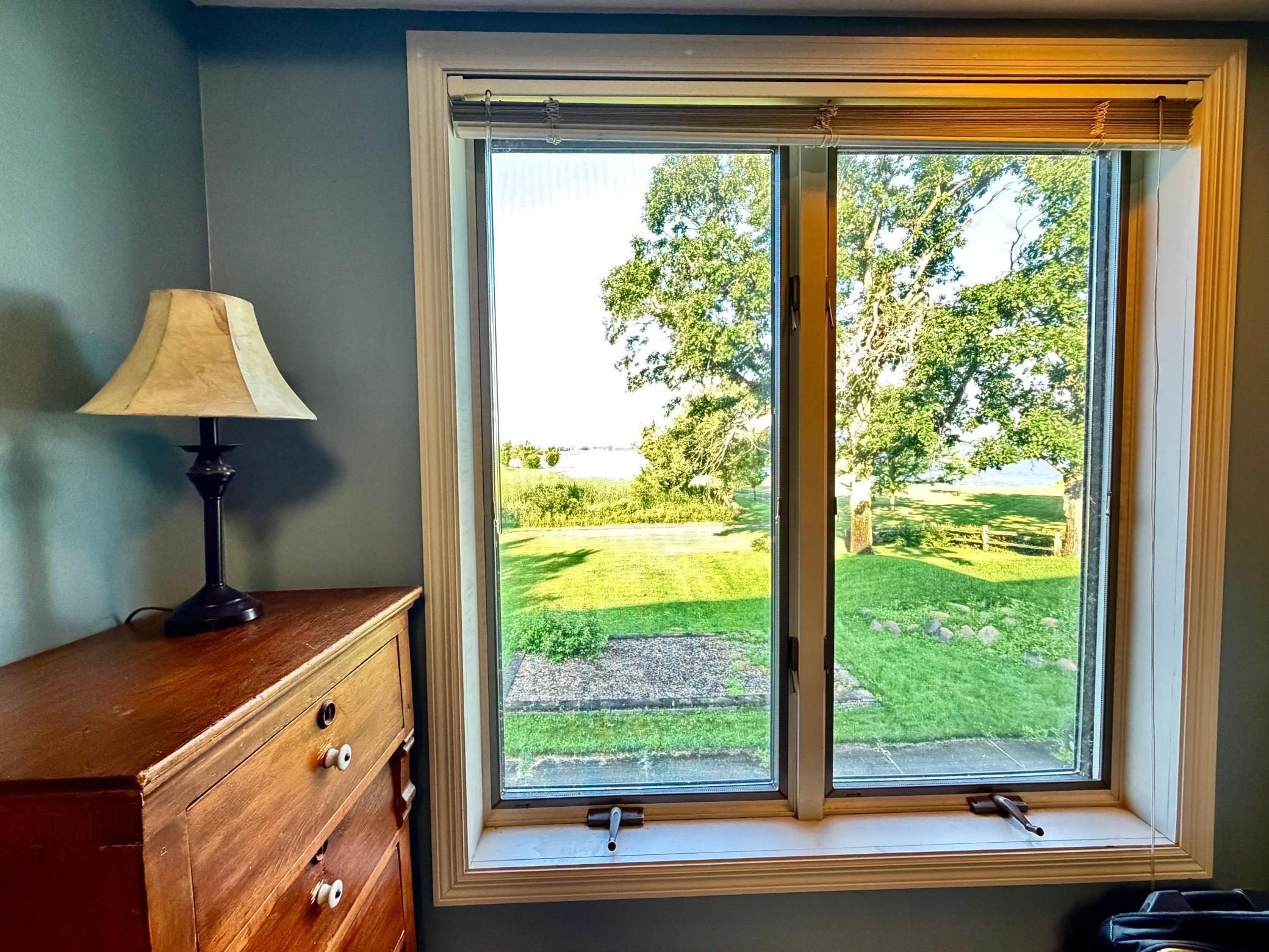 1993 twin home for sale at 511 Irving Beach Drive SW in Bemidji, MN — 3 bed, 3 bath (photo 34 of 35)