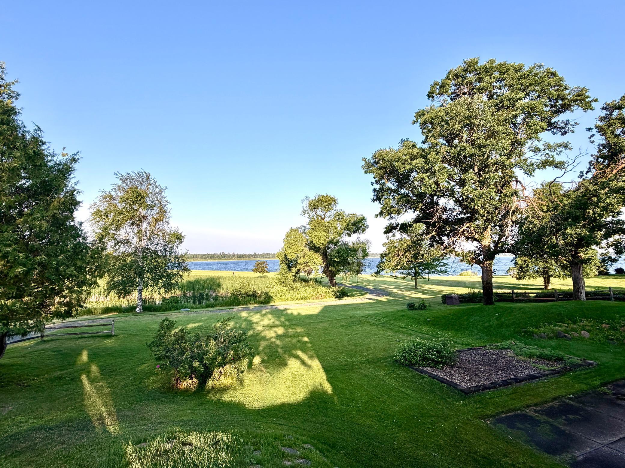 1993 twin home for sale at 511 Irving Beach Drive SW in Bemidji, MN — 3 bed, 3 bath (photo 35 of 35)