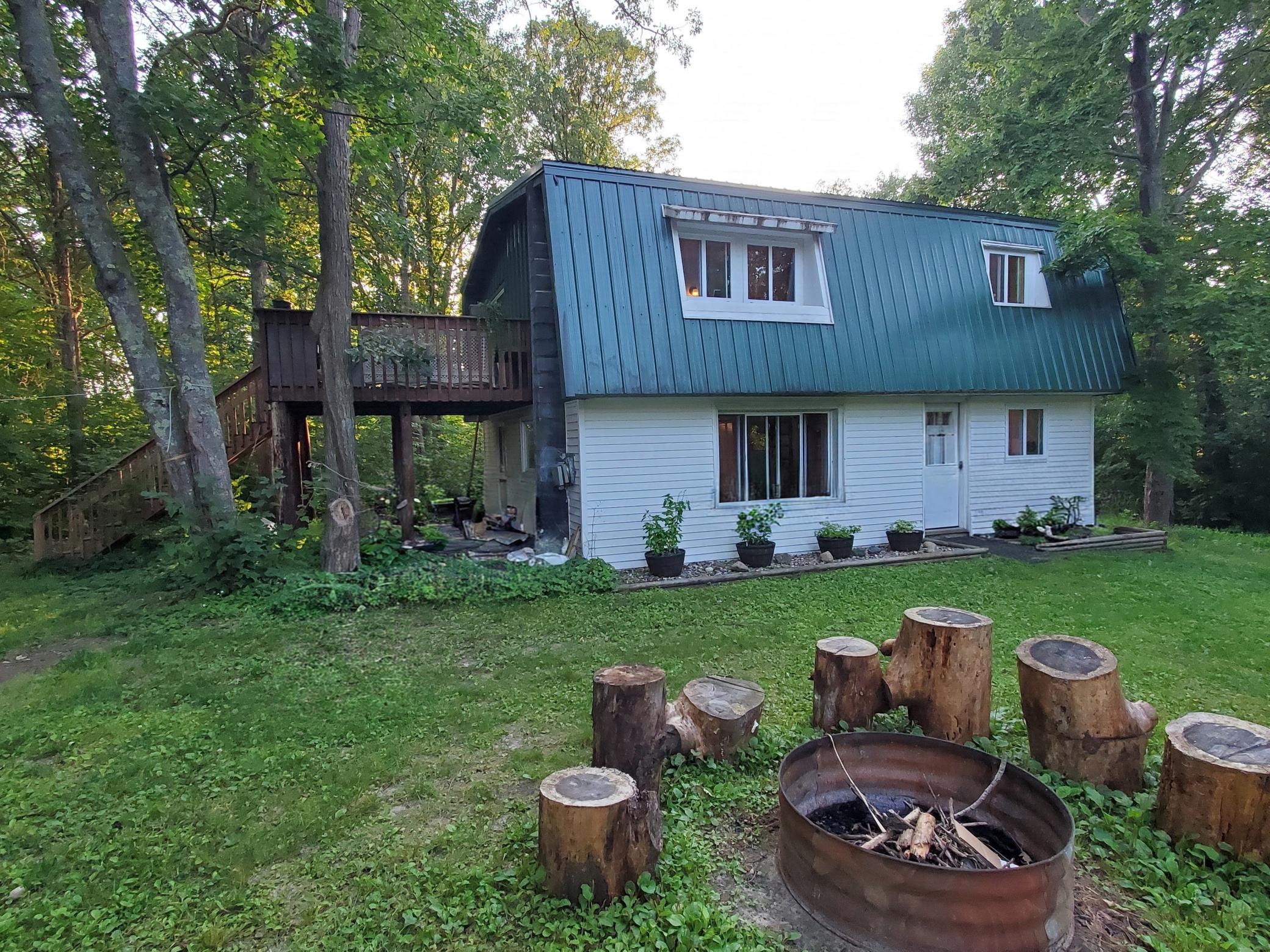 1982 single family home for sale at 10125 N Garden Lane NE in Bemidji, MN — 3 bed, 2 bath (photo 9 of 14)
