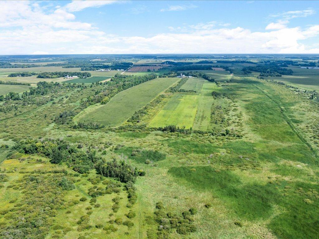 2017 single family home for sale at 13727 County Road 32 in Bertha, MN — 5 bed, 1 bath (photo 11 of 72)