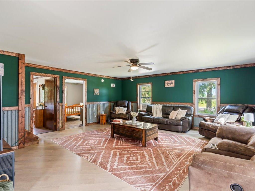 2017 single family home for sale at 13727 County Road 32 in Bertha, MN — 5 bed, 1 bath (photo 3 of 72)