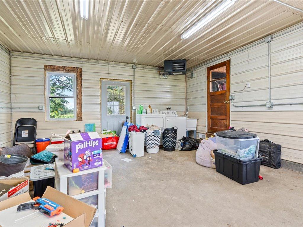 2017 single family home for sale at 13727 County Road 32 in Bertha, MN — 5 bed, 1 bath (photo 26 of 72)