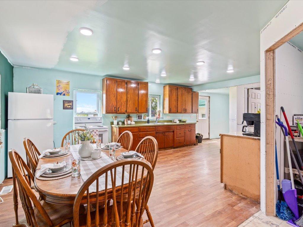 2017 single family home for sale at 13727 County Road 32 in Bertha, MN — 5 bed, 1 bath (photo 47 of 72)