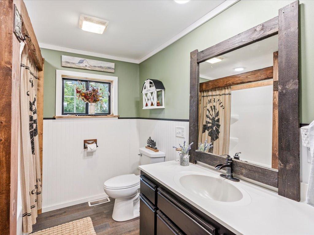2017 single family home for sale at 13727 County Road 32 in Bertha, MN — 5 bed, 1 bath (photo 58 of 72)