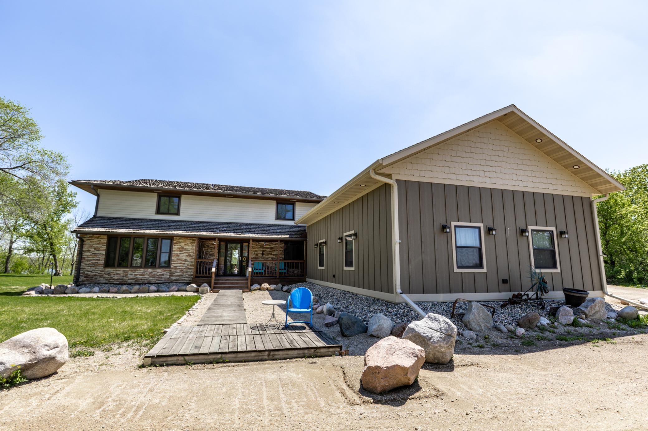 1977 single family home for sale at 36968 Co Highway 60 in Frazee, MN — 5 bed, 5 bath (photo 6 of 97)