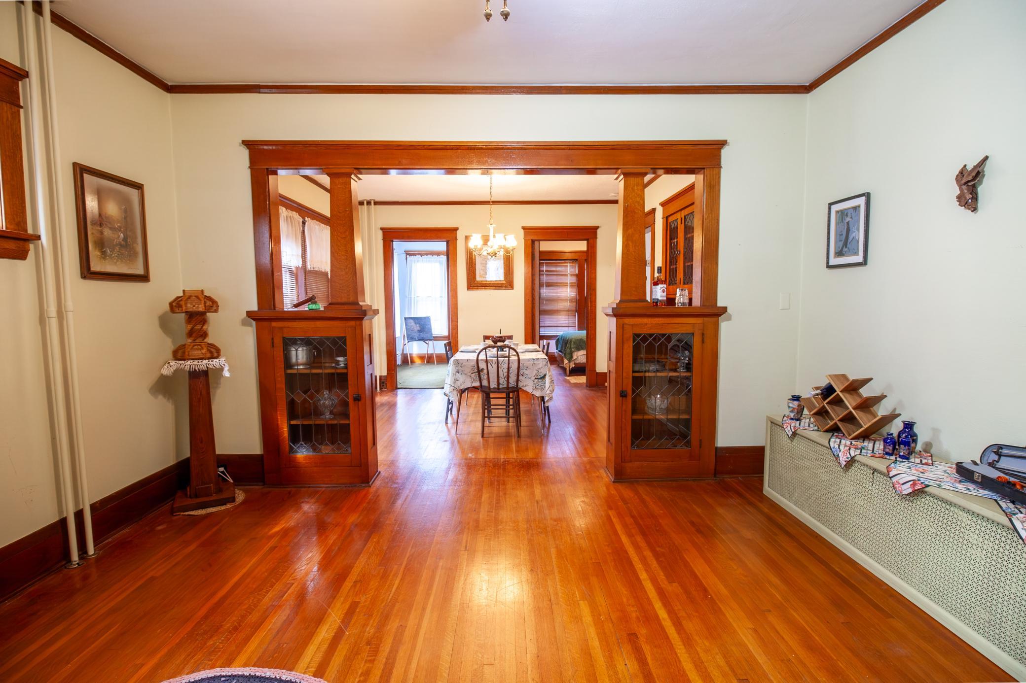 1921 single family home for sale at 622 S Union Avenue in Fergus Falls, MN — 5 bed, 3 bath (photo 15 of 34)