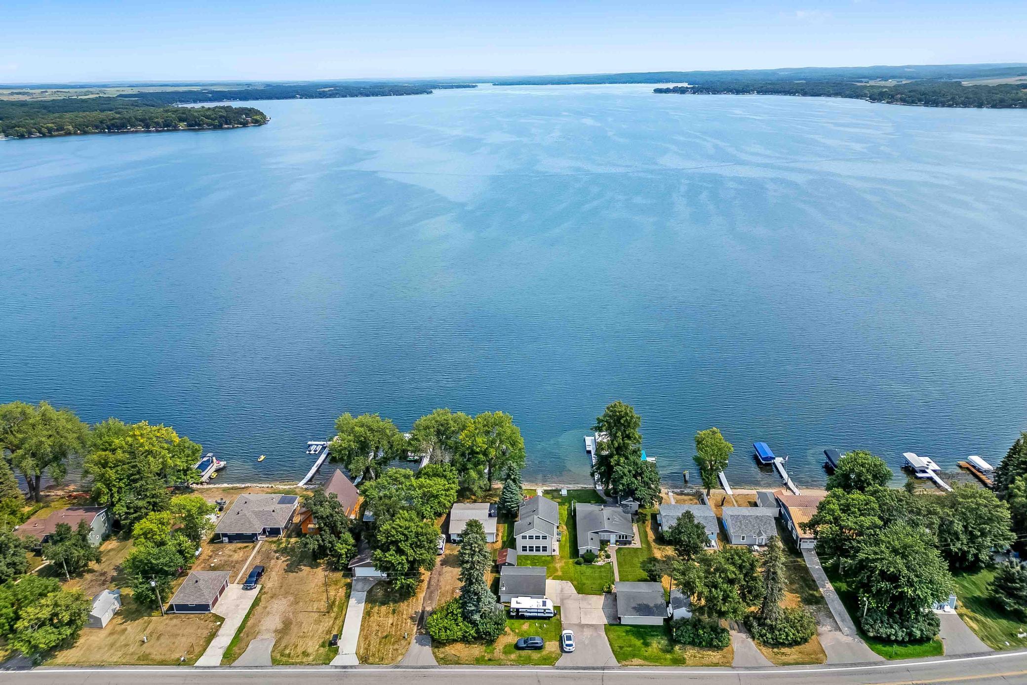1925 single family home for sale at 50884 County Highway 9 in Pelican Rapids, MN — 3 bed, 4 bath (photo 12 of 54)