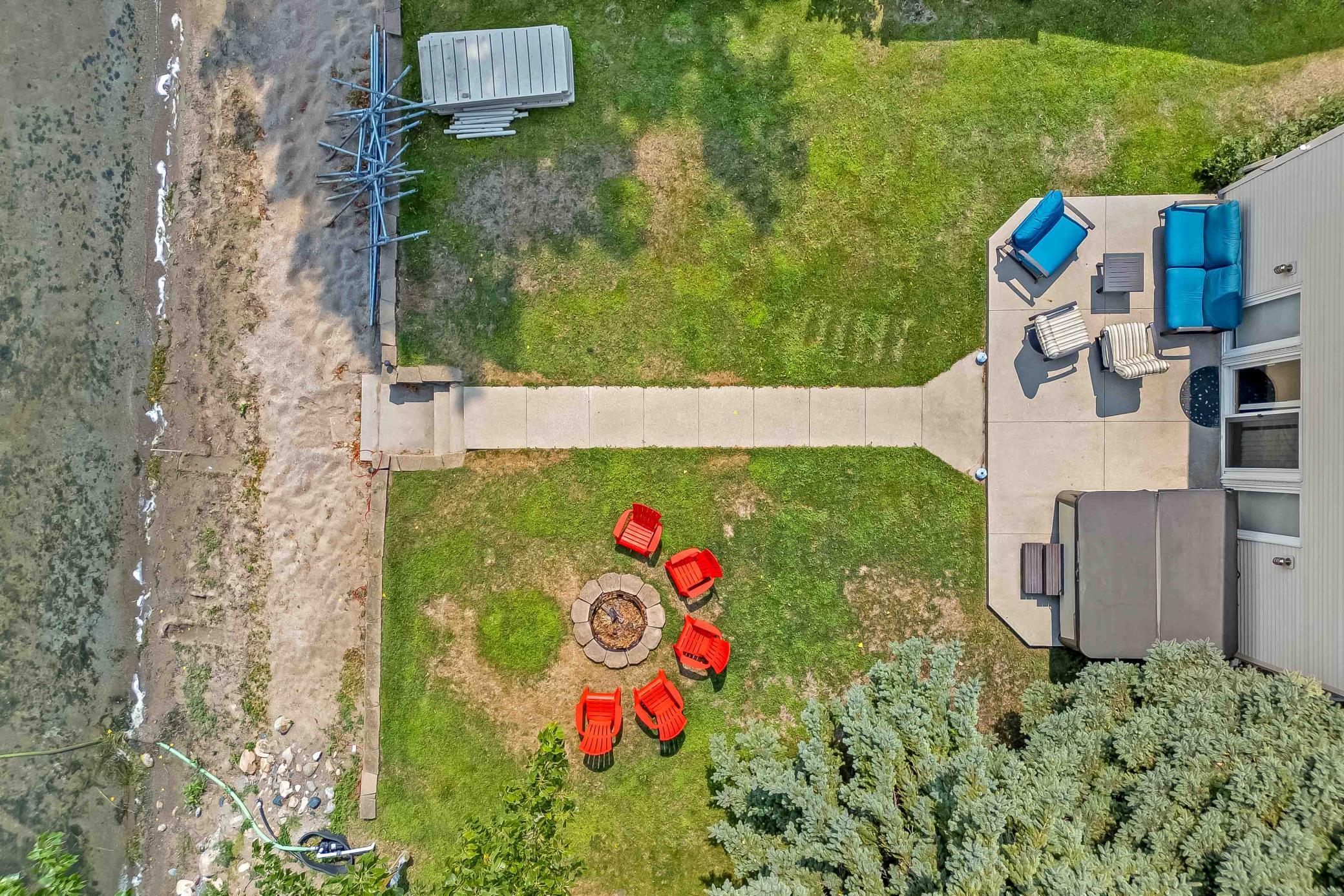 1925 single family home for sale at 50884 County Highway 9 in Pelican Rapids, MN — 3 bed, 4 bath (photo 16 of 54)