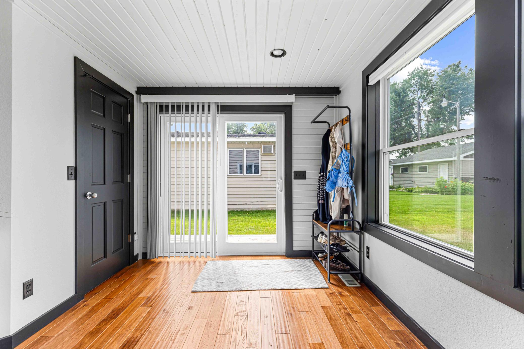 1925 single family home for sale at 50884 County Highway 9 in Pelican Rapids, MN — 3 bed, 4 bath (photo 17 of 54)
