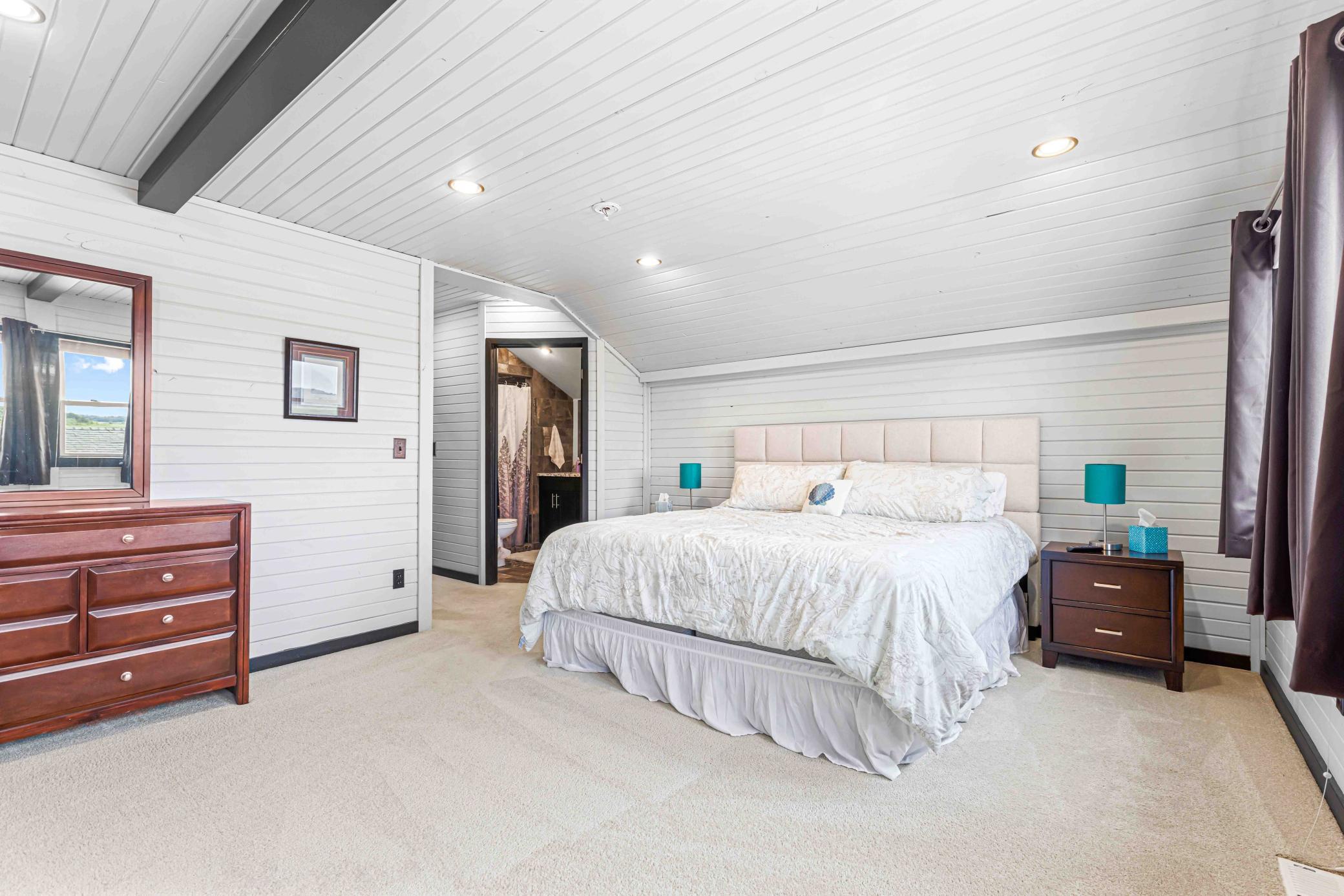 1925 single family home for sale at 50884 County Highway 9 in Pelican Rapids, MN — 3 bed, 4 bath (photo 39 of 54)