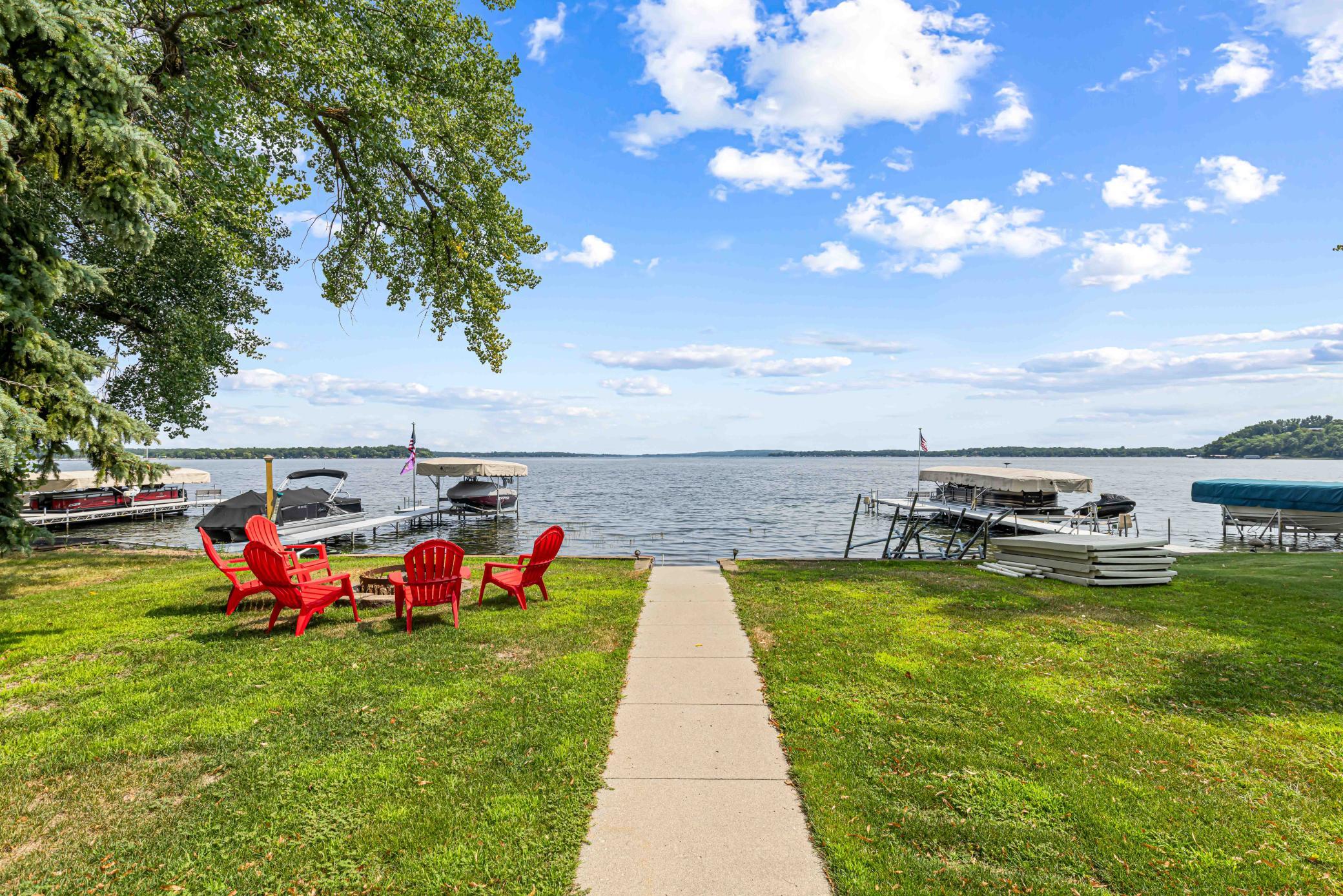 1925 single family home for sale at 50884 County Highway 9 in Pelican Rapids, MN — 3 bed, 4 bath (photo 8 of 54)