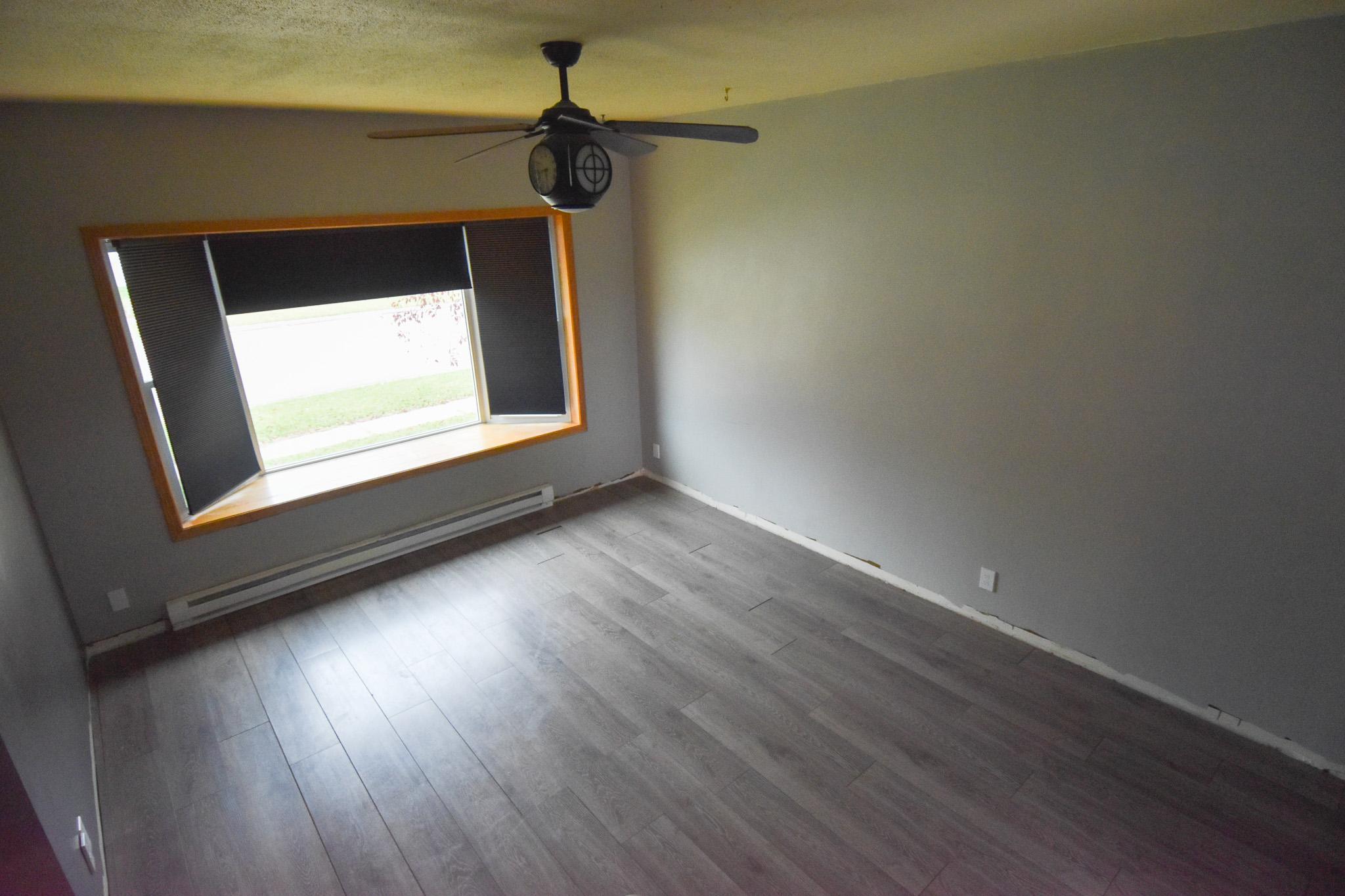 1902 single family home for sale at 315 State Avenue SW in Red Lake Falls, MN — 3 bed, 2 bath (photo 4 of 15)