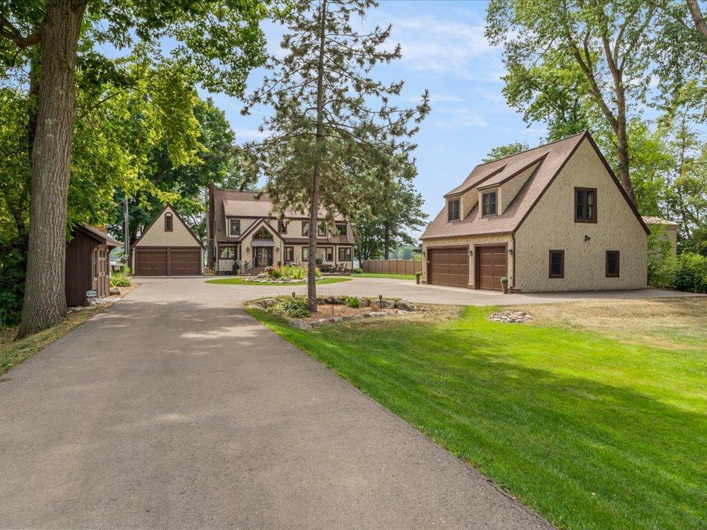 1910 single family home for sale at 102 2nd Street SE in Crosby, MN — 5 bed, 4 bath (photo 22 of 37)