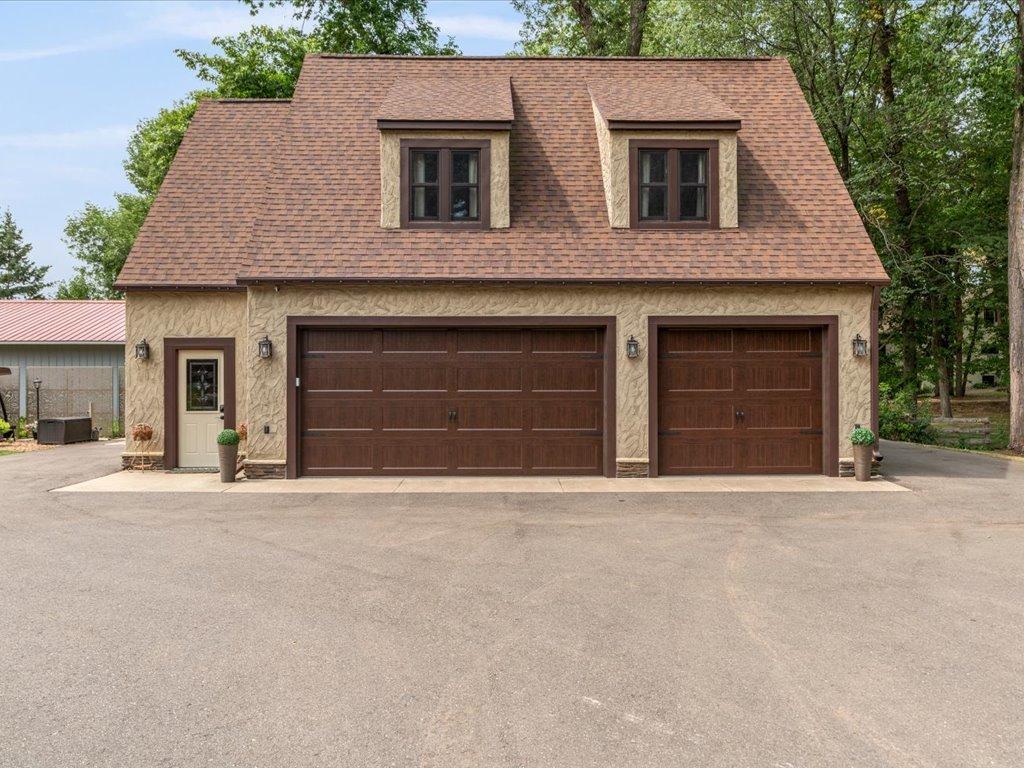 1910 single family home for sale at 102 2nd Street SE in Crosby, MN — 5 bed, 4 bath (photo 29 of 37)