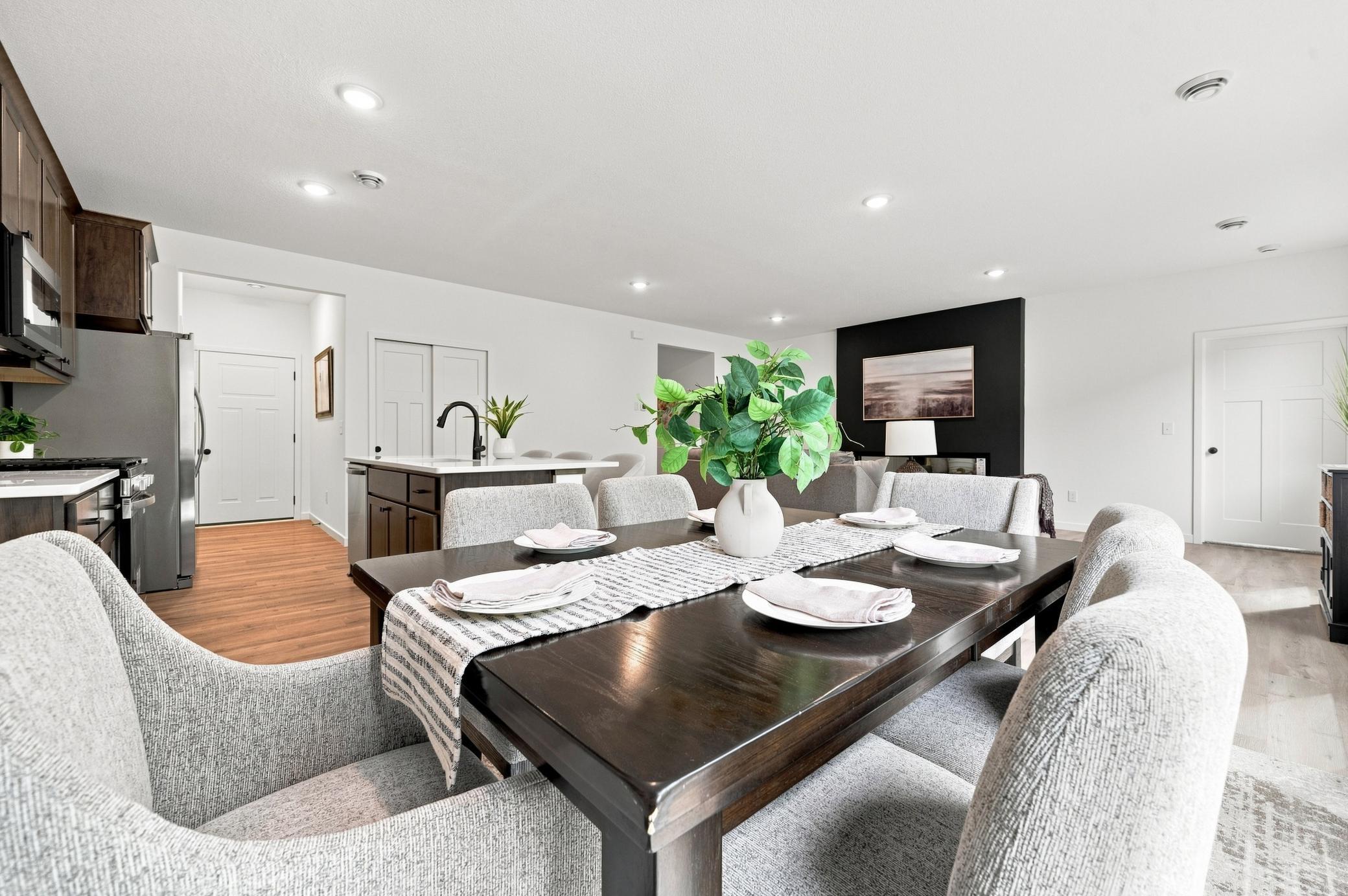 2026 single family home for sale at 1726 Donway Place NE in Alexandria, MN — 3 bed, 2 bath (photo 13 of 31)