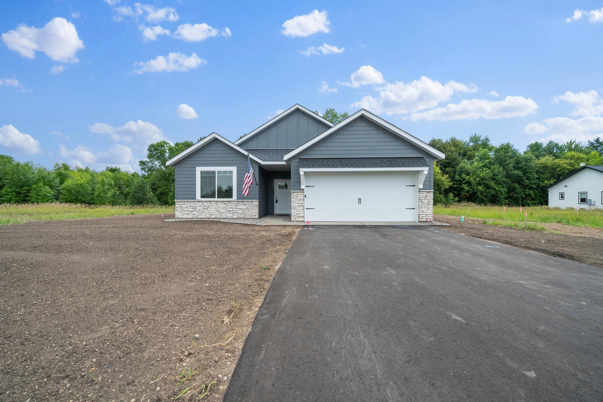 2026 single family home for sale at 1726 Donway Place NE in Alexandria, MN — 3 bed, 2 bath (photo 26 of 31)