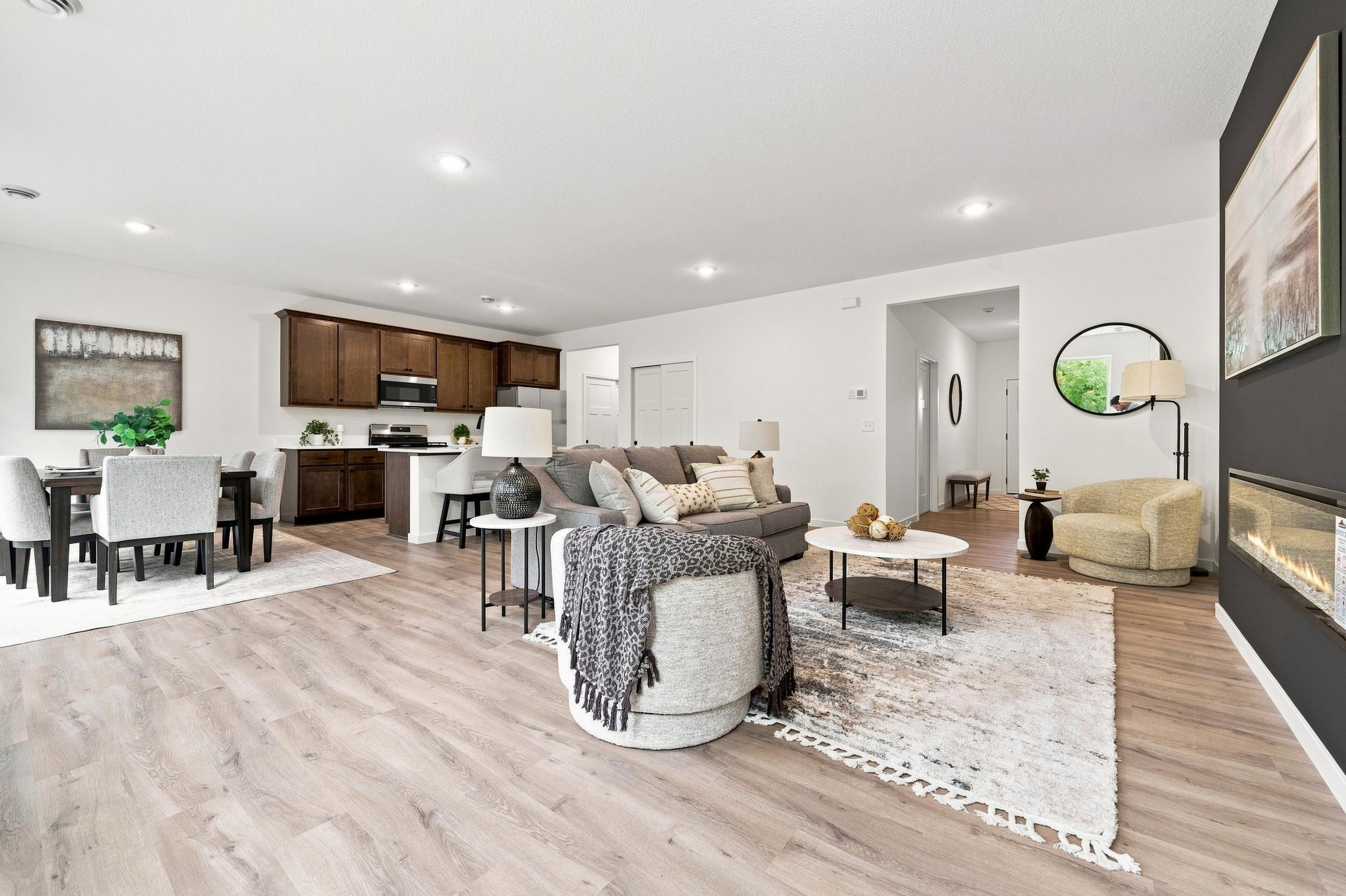 2026 single family home for sale at 1726 Donway Place NE in Alexandria, MN — 3 bed, 2 bath (photo 4 of 31)
