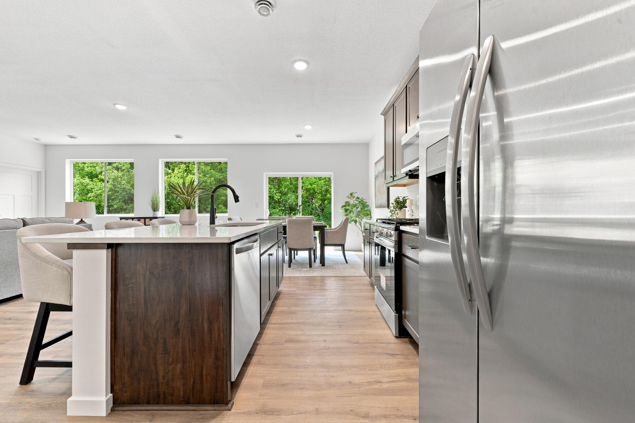 2026 single family home for sale at 1726 Donway Place NE in Alexandria, MN — 3 bed, 2 bath (photo 7 of 31)