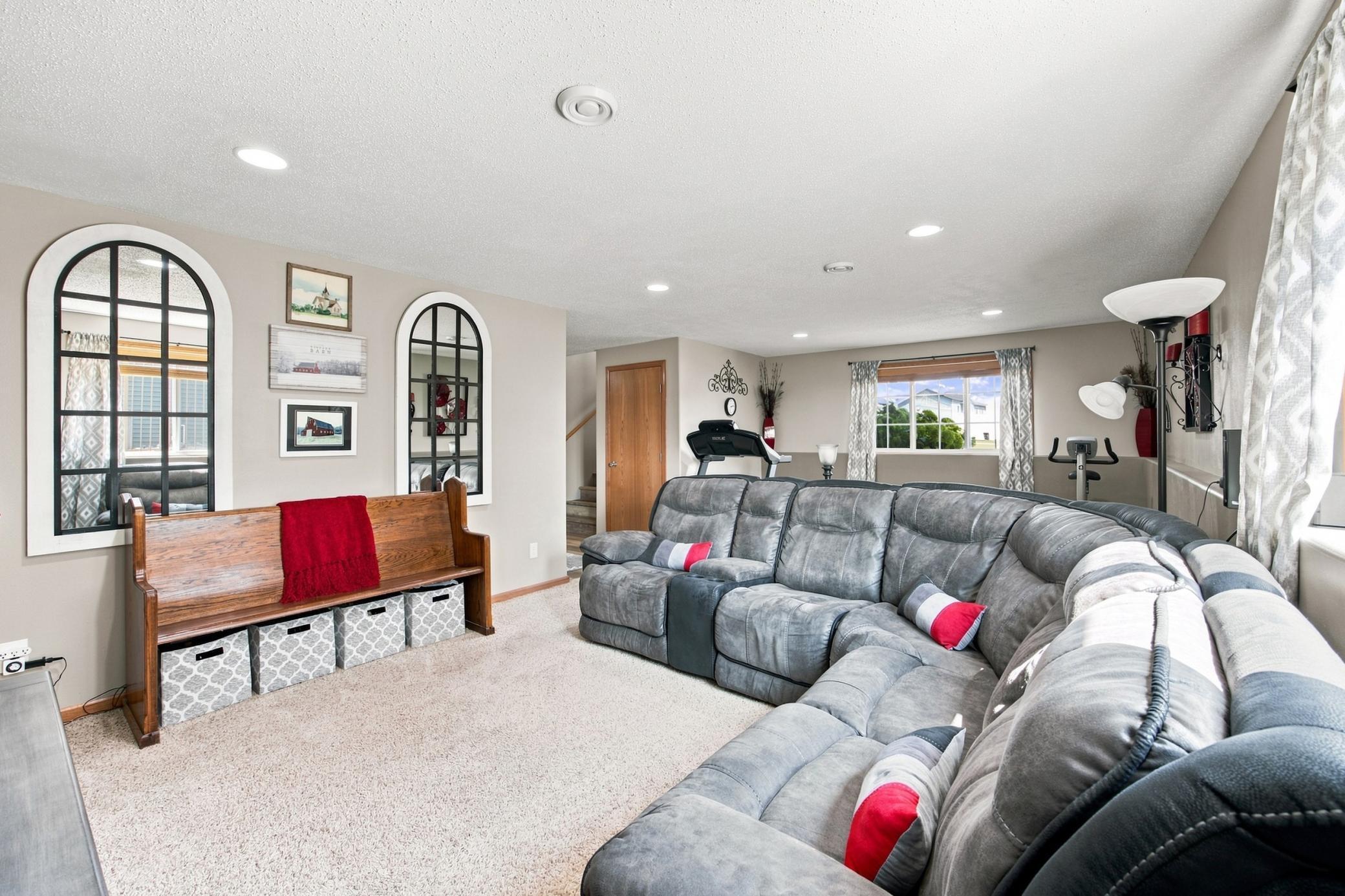 2008 single family home for sale at 4801 Lavonne Court S in Fargo, ND — 4 bed, 3 bath (photo 22 of 39)
