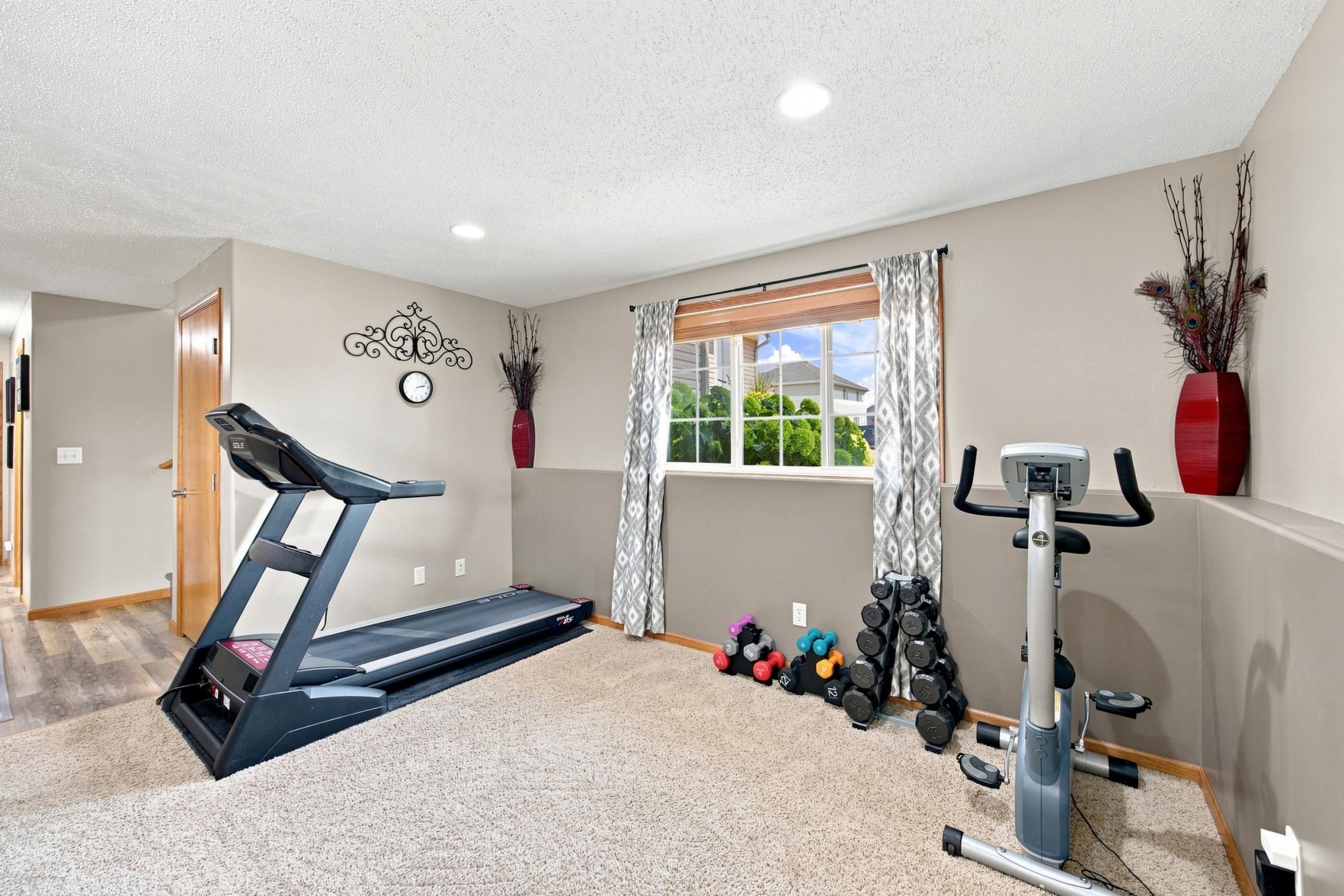 2008 single family home for sale at 4801 Lavonne Court S in Fargo, ND — 4 bed, 3 bath (photo 23 of 39)