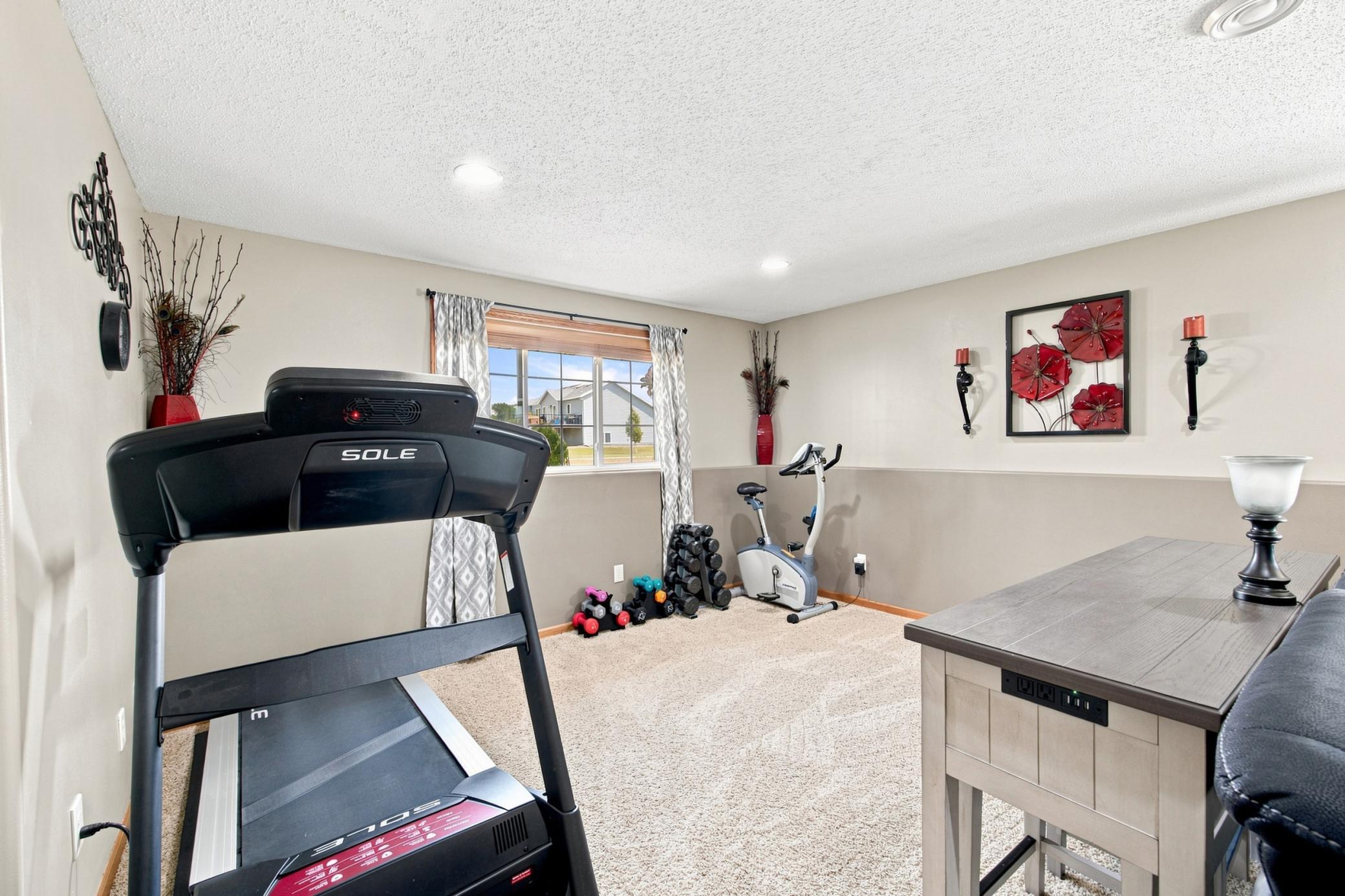 2008 single family home for sale at 4801 Lavonne Court S in Fargo, ND — 4 bed, 3 bath (photo 24 of 39)