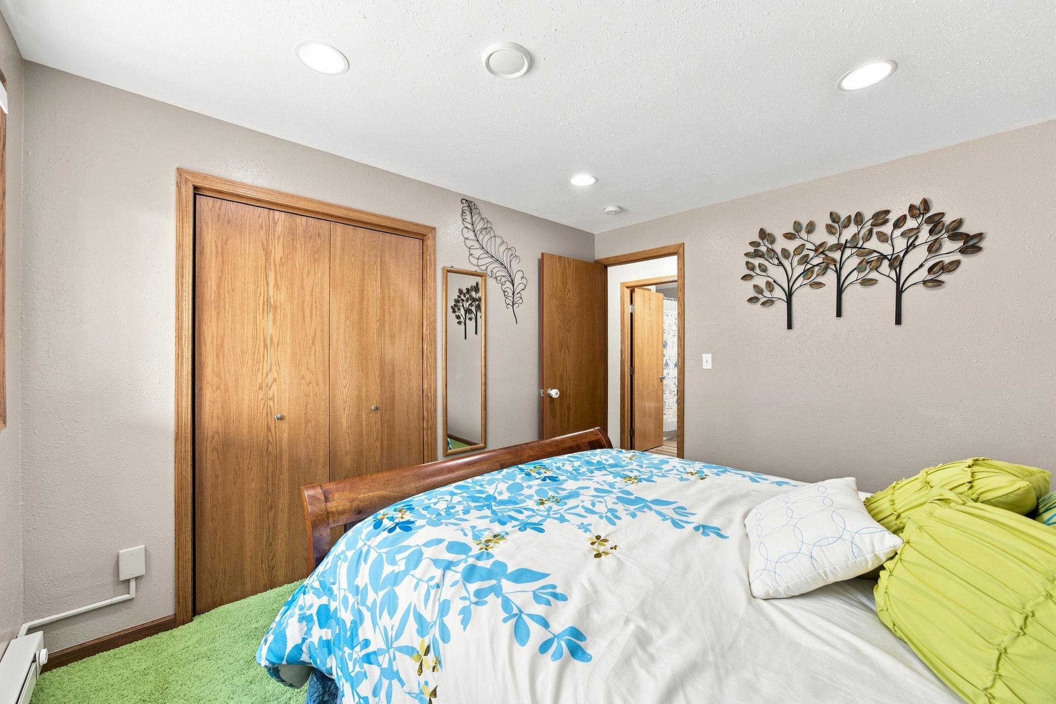 2008 single family home for sale at 4801 Lavonne Court S in Fargo, ND — 4 bed, 3 bath (photo 26 of 39)