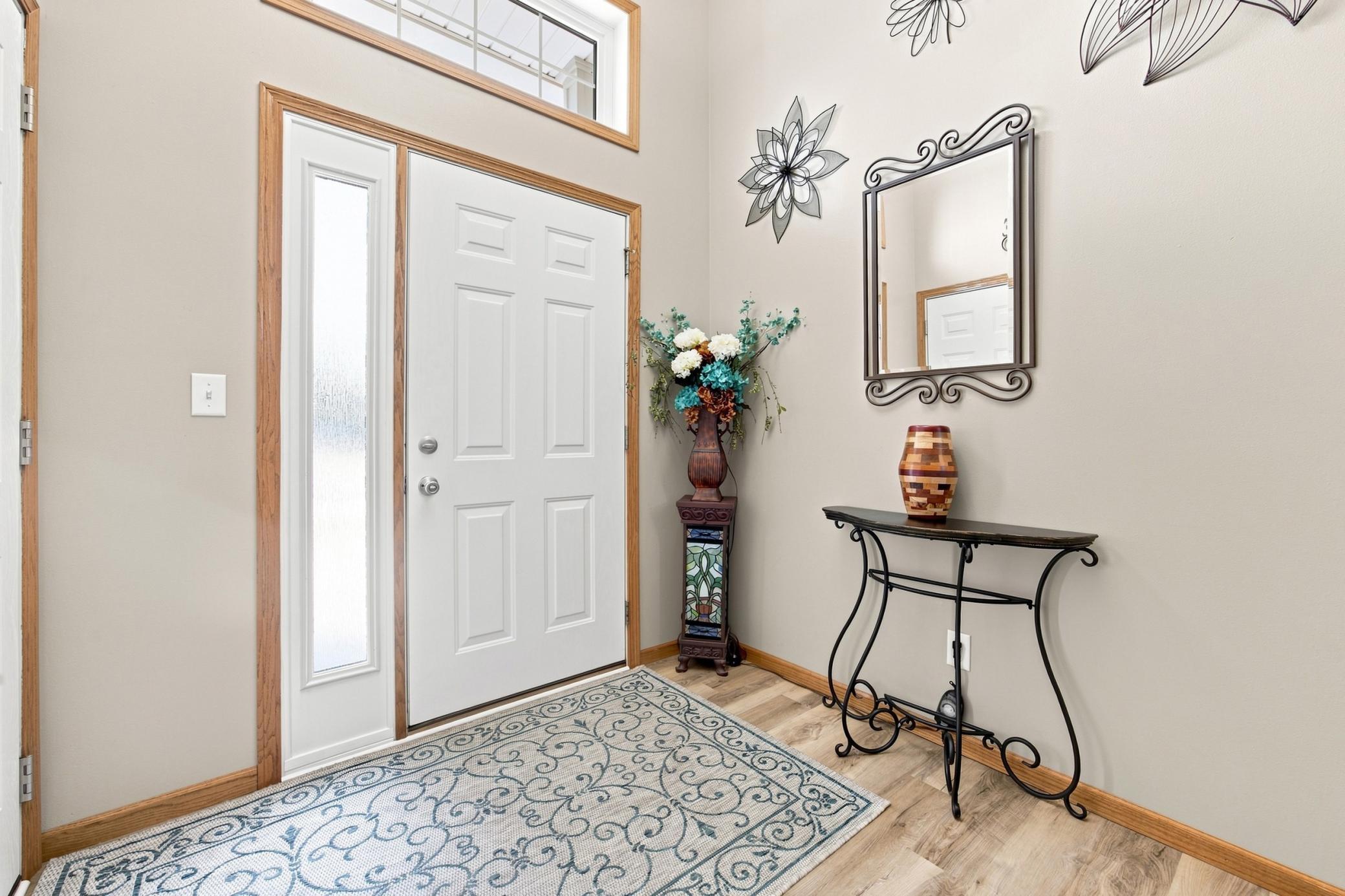 2008 single family home for sale at 4801 Lavonne Court S in Fargo, ND — 4 bed, 3 bath (photo 4 of 39)