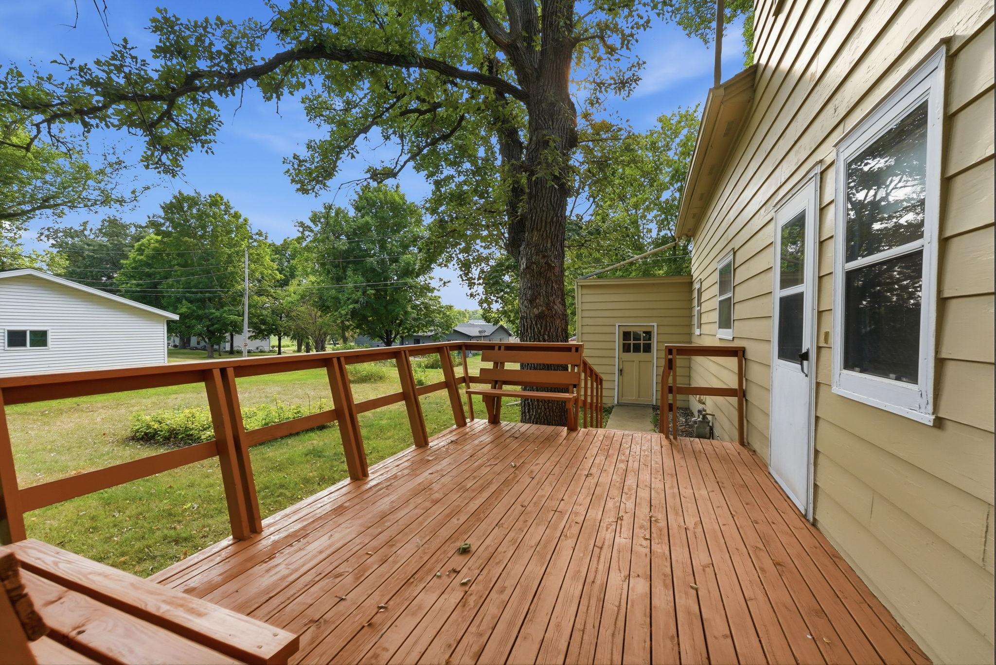 1018 8th Avenue E, Alexandria MN 56308 - Photo 5 of 34