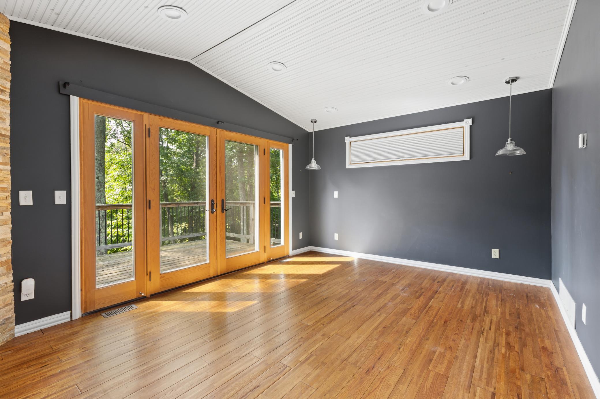 1994 single family home for sale at 8459 Dove Street in Pequot Lakes, MN — 4 bed, 4 bath (photo 17 of 48)