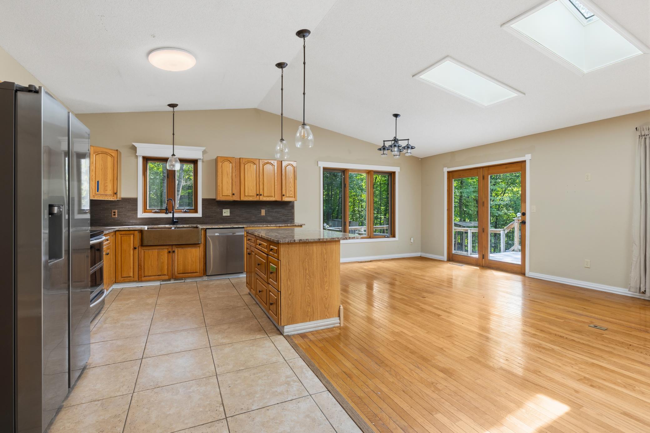 1994 single family home for sale at 8459 Dove Street in Pequot Lakes, MN — 4 bed, 4 bath (photo 3 of 48)