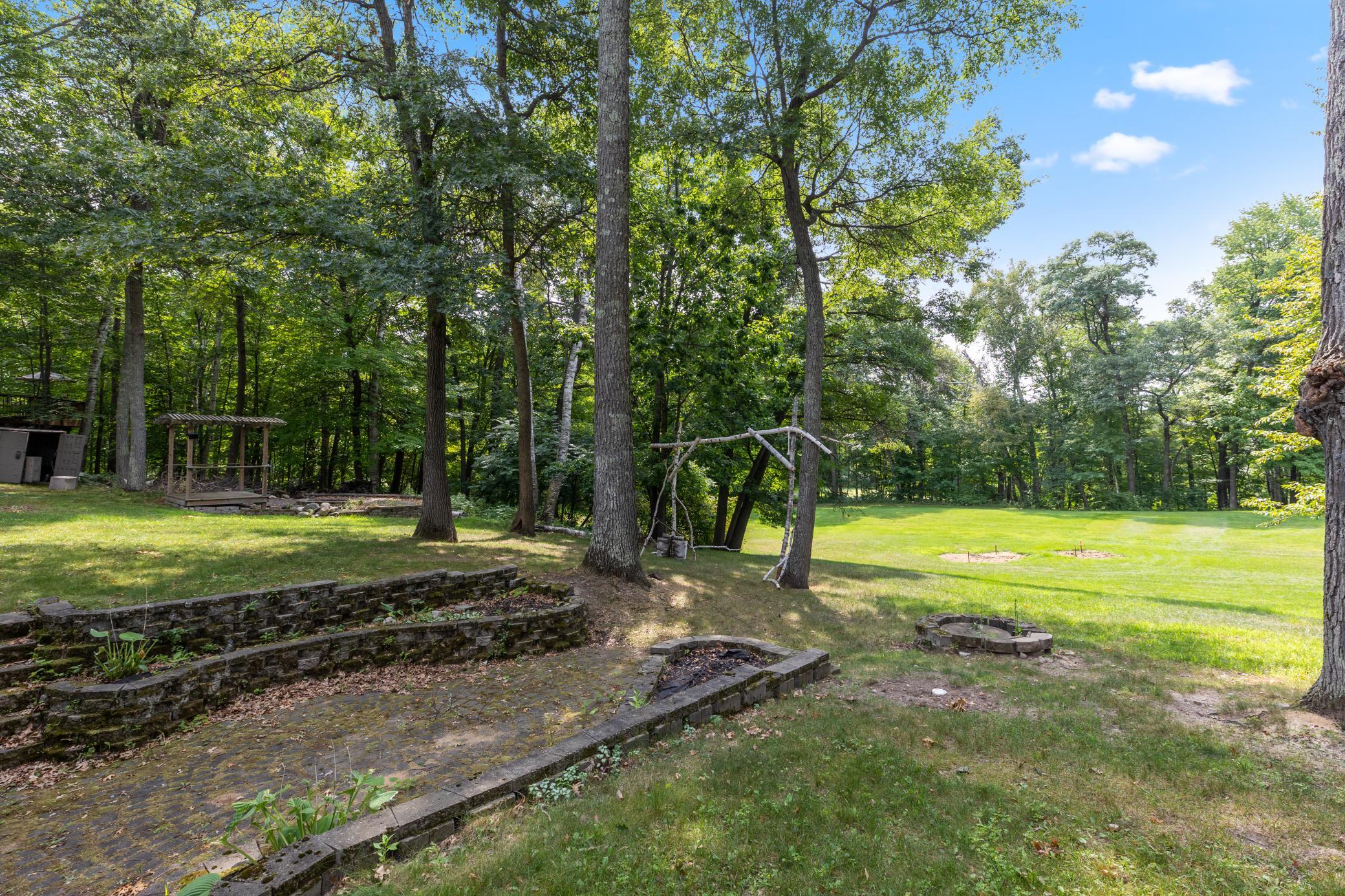 1994 single family home for sale at 8459 Dove Street in Pequot Lakes, MN — 4 bed, 4 bath (photo 38 of 48)