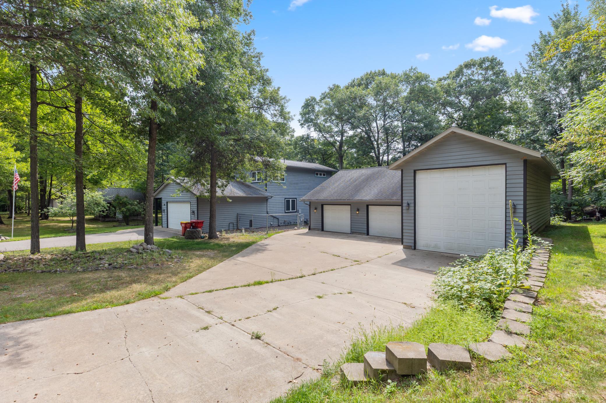 1994 single family home for sale at 8459 Dove Street in Pequot Lakes, MN — 4 bed, 4 bath (photo 44 of 48)