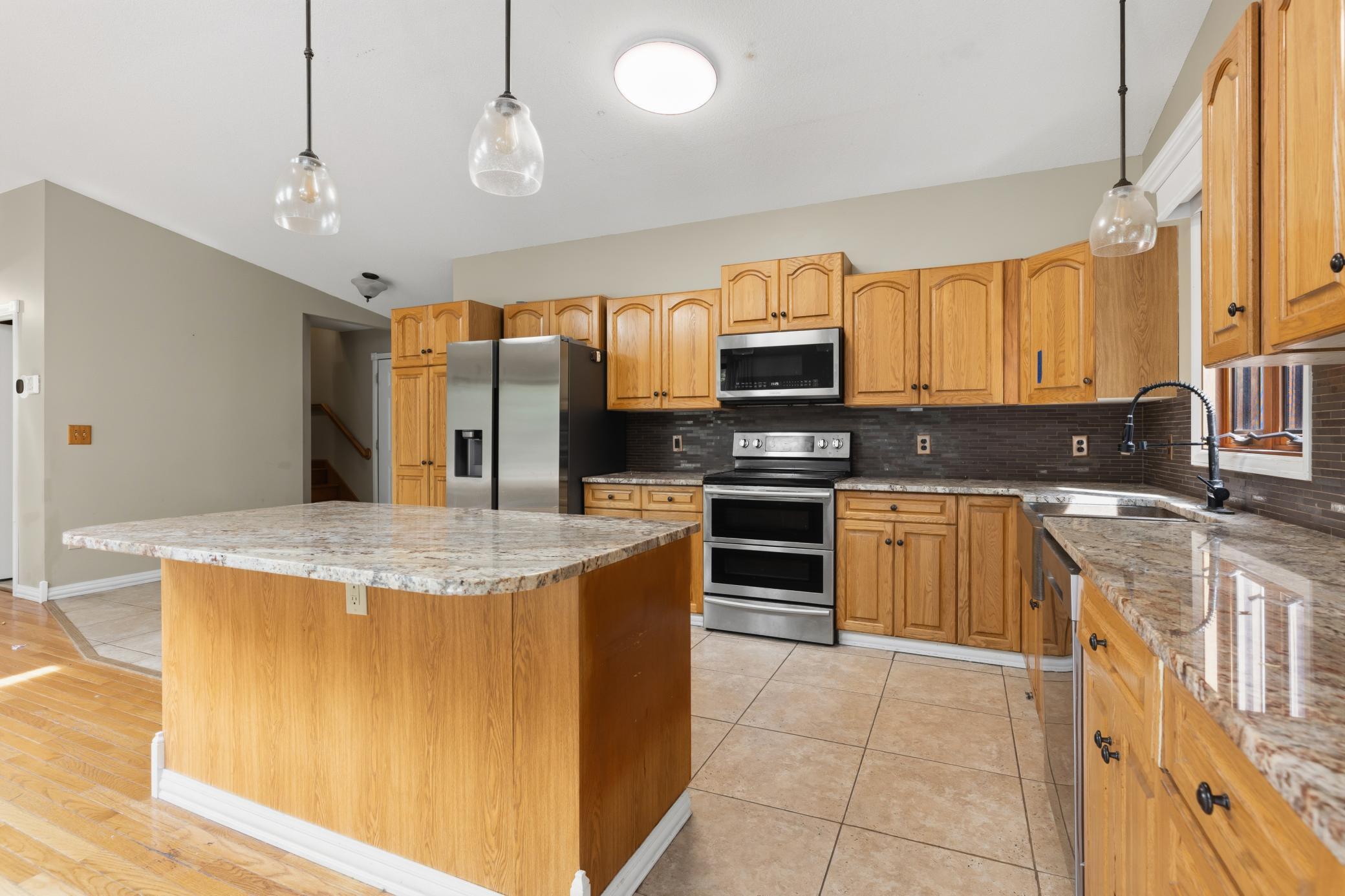 1994 single family home for sale at 8459 Dove Street in Pequot Lakes, MN — 4 bed, 4 bath (photo 7 of 48)