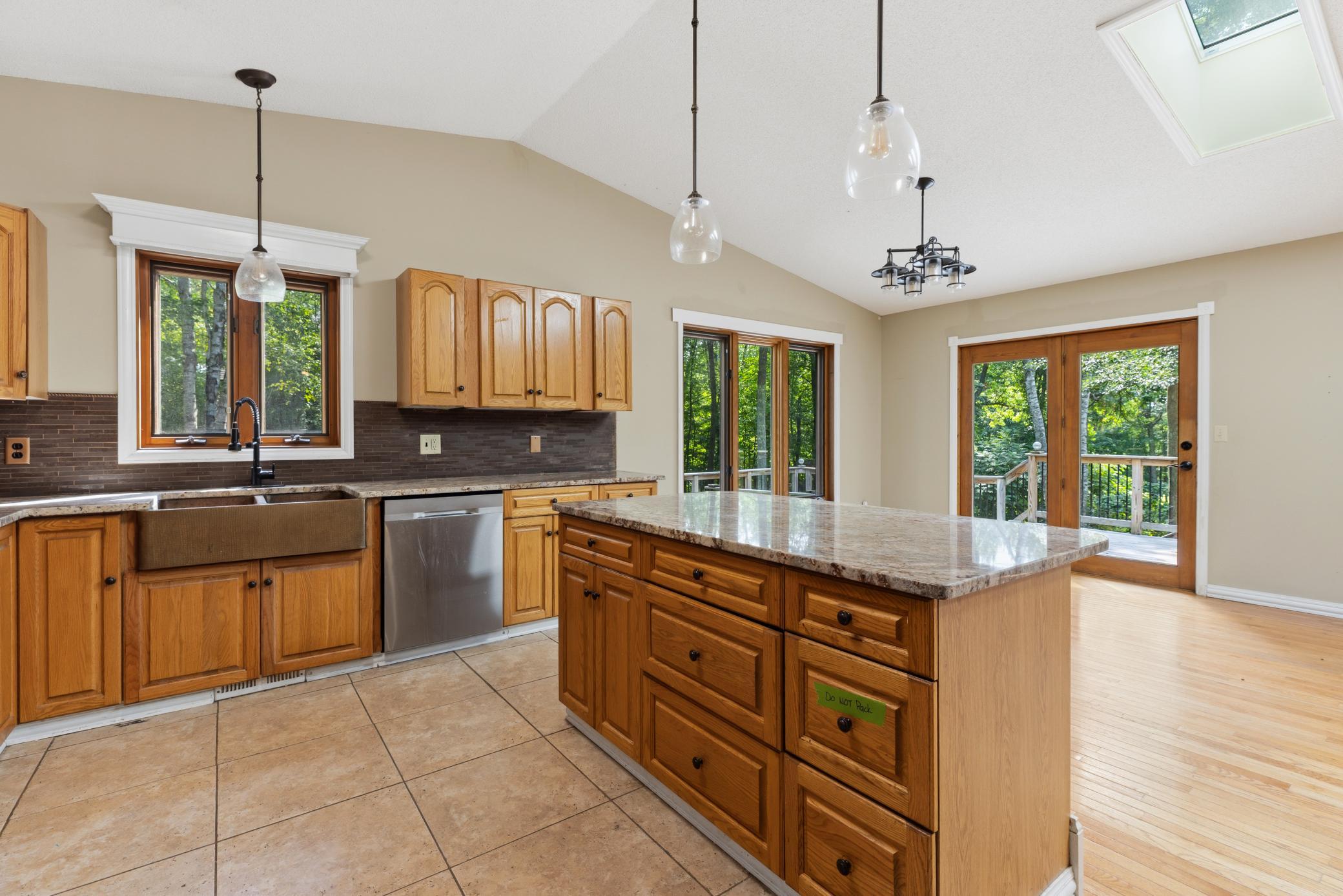 1994 single family home for sale at 8459 Dove Street in Pequot Lakes, MN — 4 bed, 4 bath (photo 8 of 48)