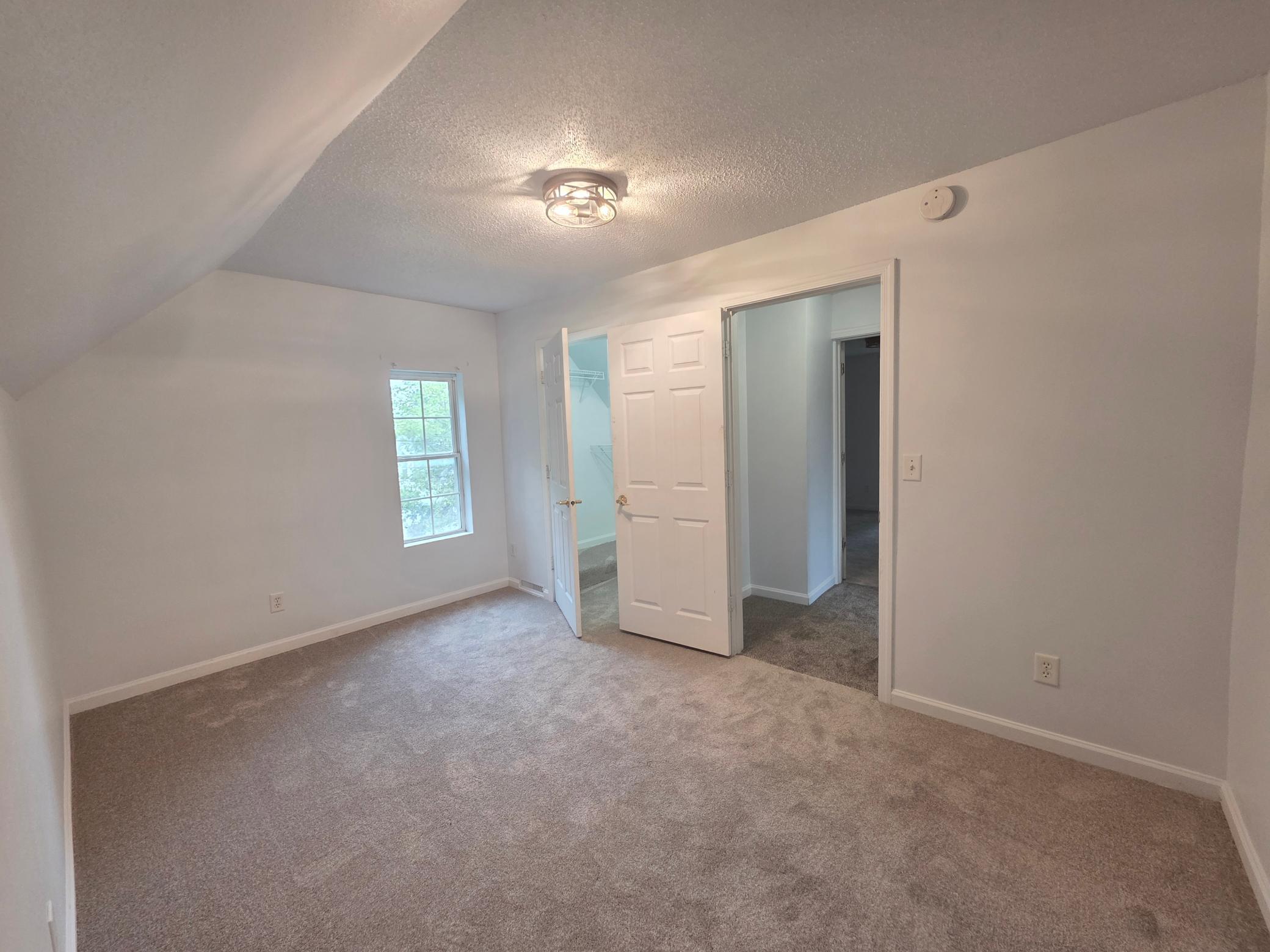 1910 single family home for sale at 117 Union Street W in Detroit Lakes, MN — 3 bed, 1 bath (photo 3 of 5)